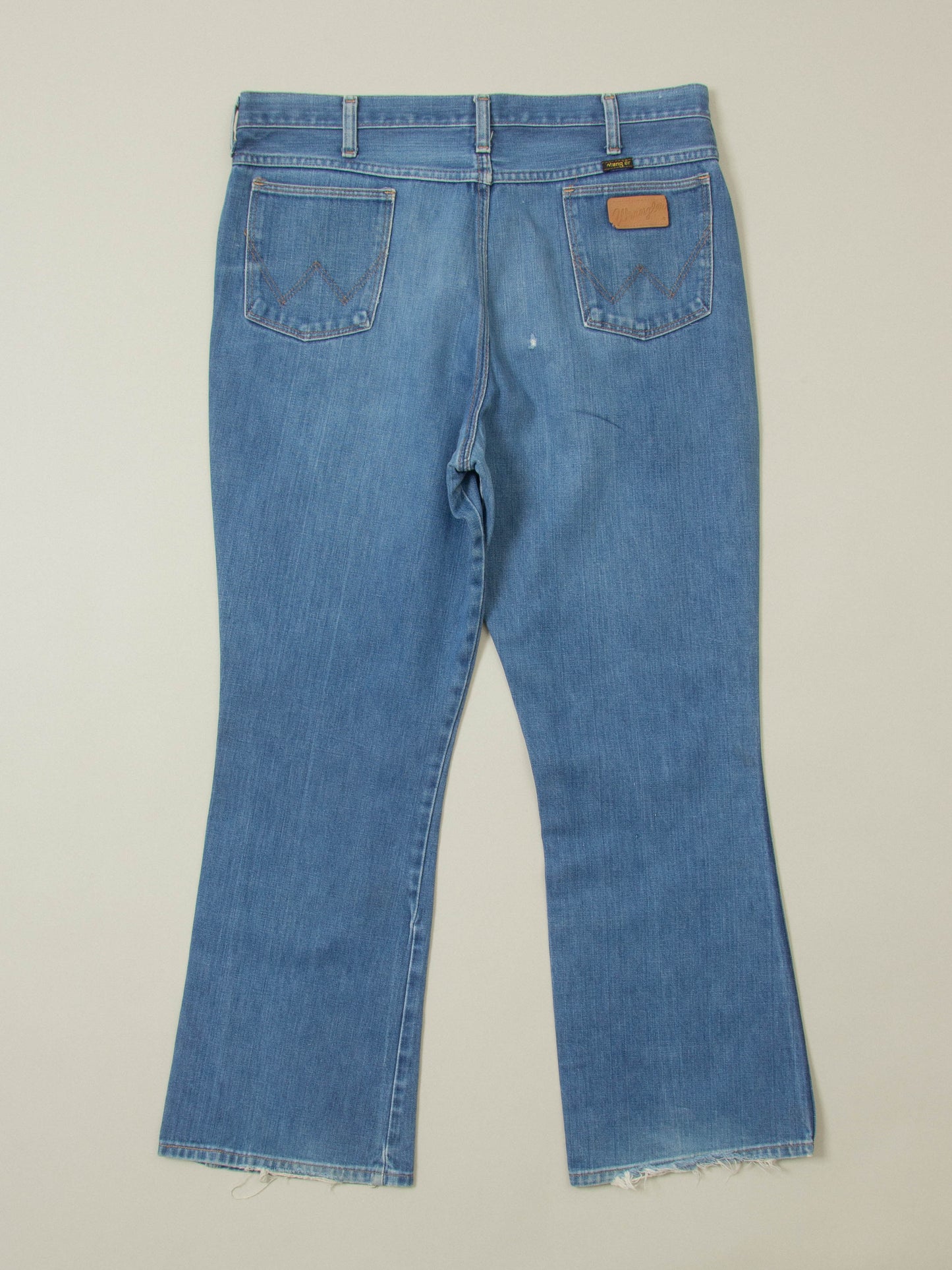 Vtg 1970s Wrangler Bootcut Jeans – Made in USA (38x31)