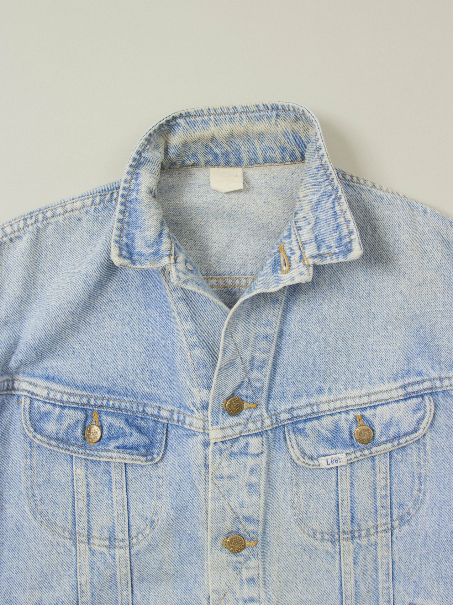 Vtg 1990s Lee Riders Denim Trucker Jacket (M)