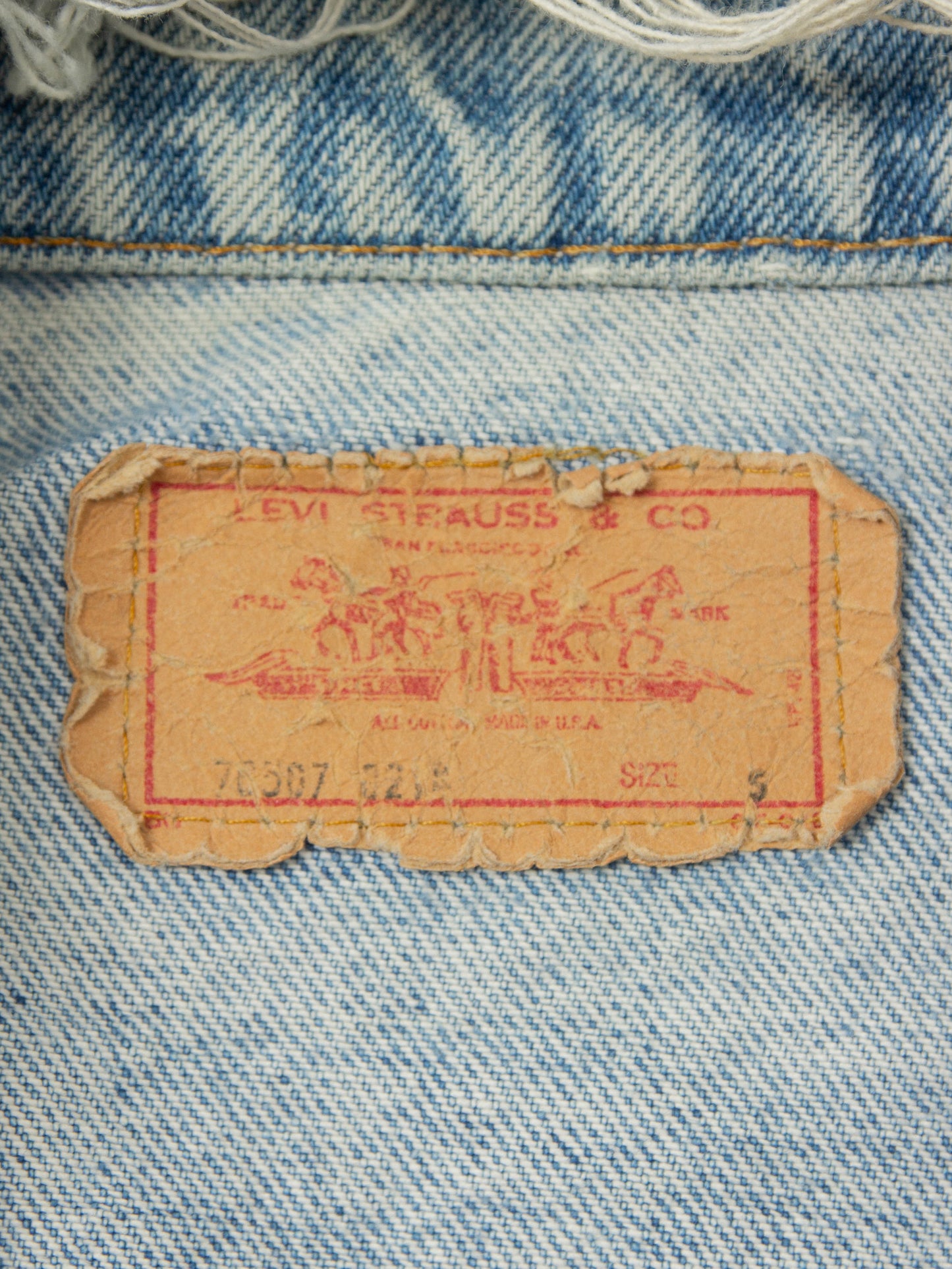 Vtg 1980s Levi's Trucker Denim Jacket - Made in USA (S)
