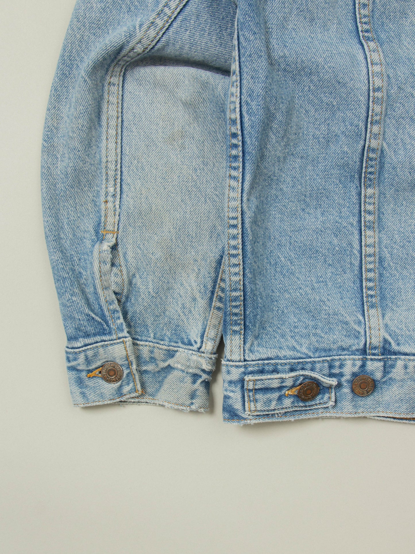 Vtg 1980s Levi's Trucker Denim Jacket - Made in USA (S)