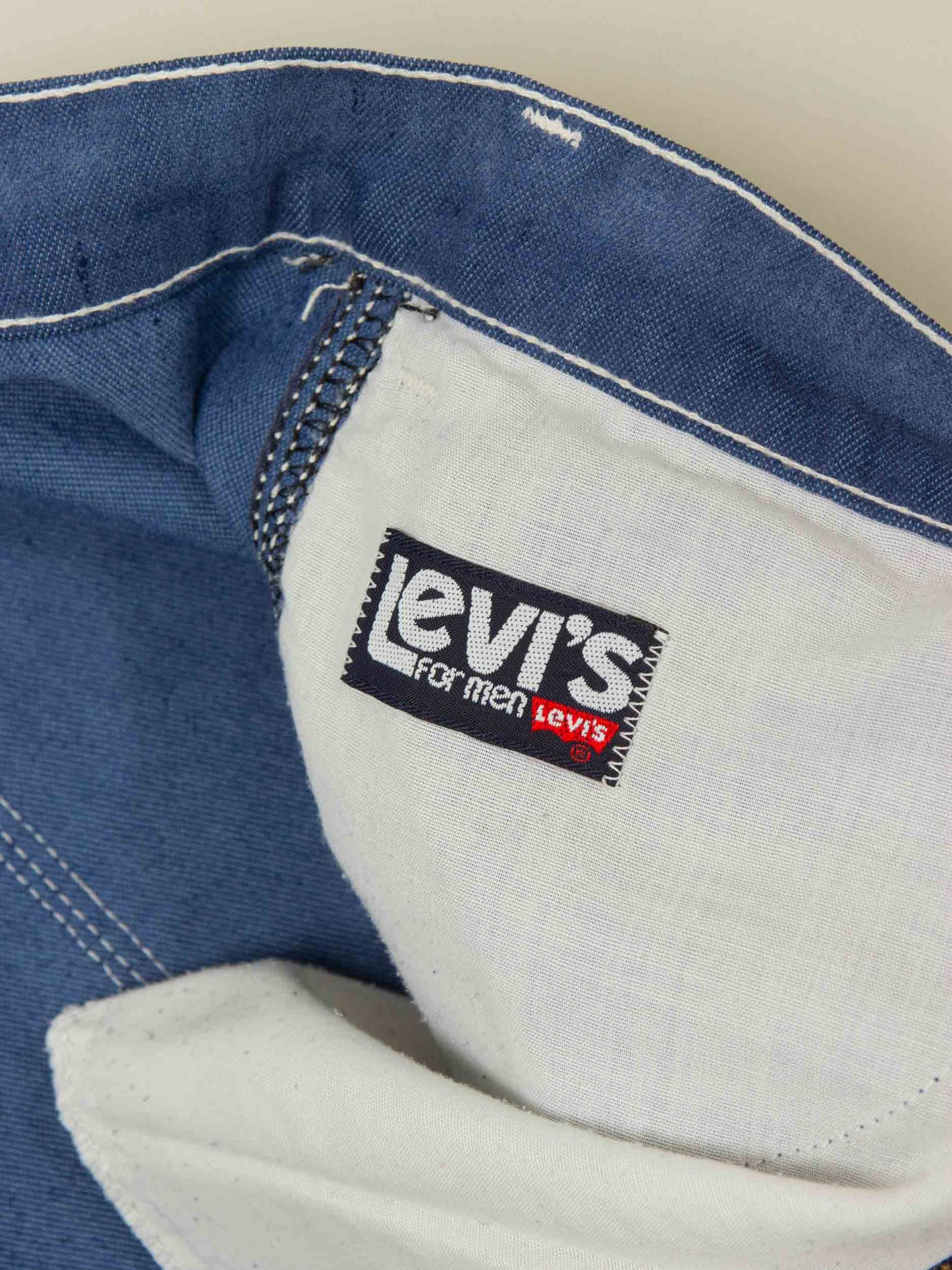 Vtg 1970s Levi's White Tab Bootcut Jeans (38x30)