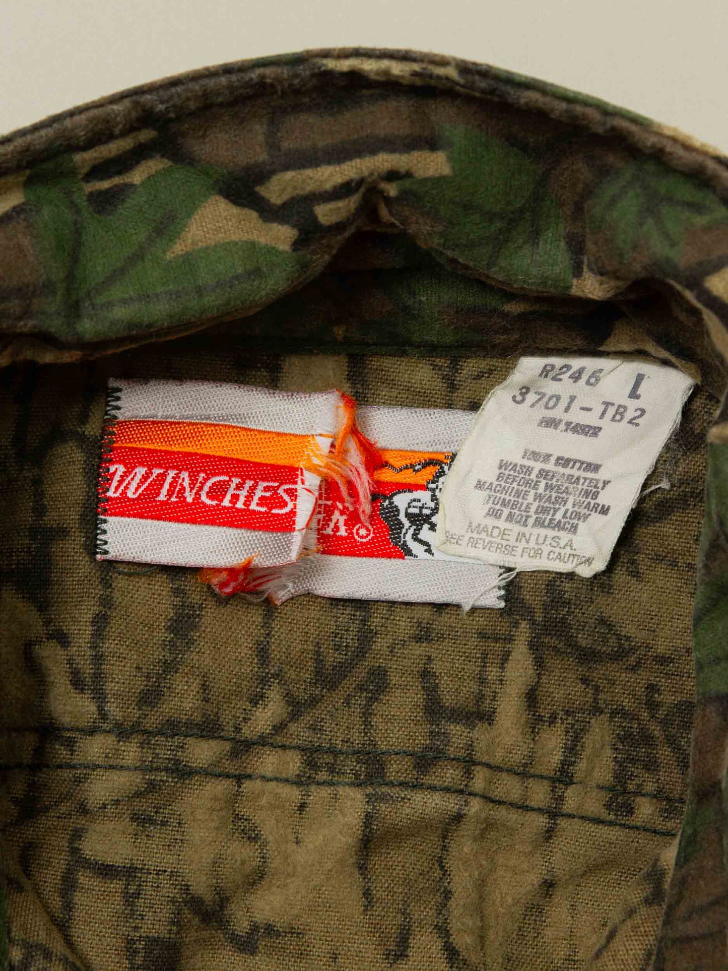 Vtg 1990s Winchester Hunting Overshirt – Made in USA (M)