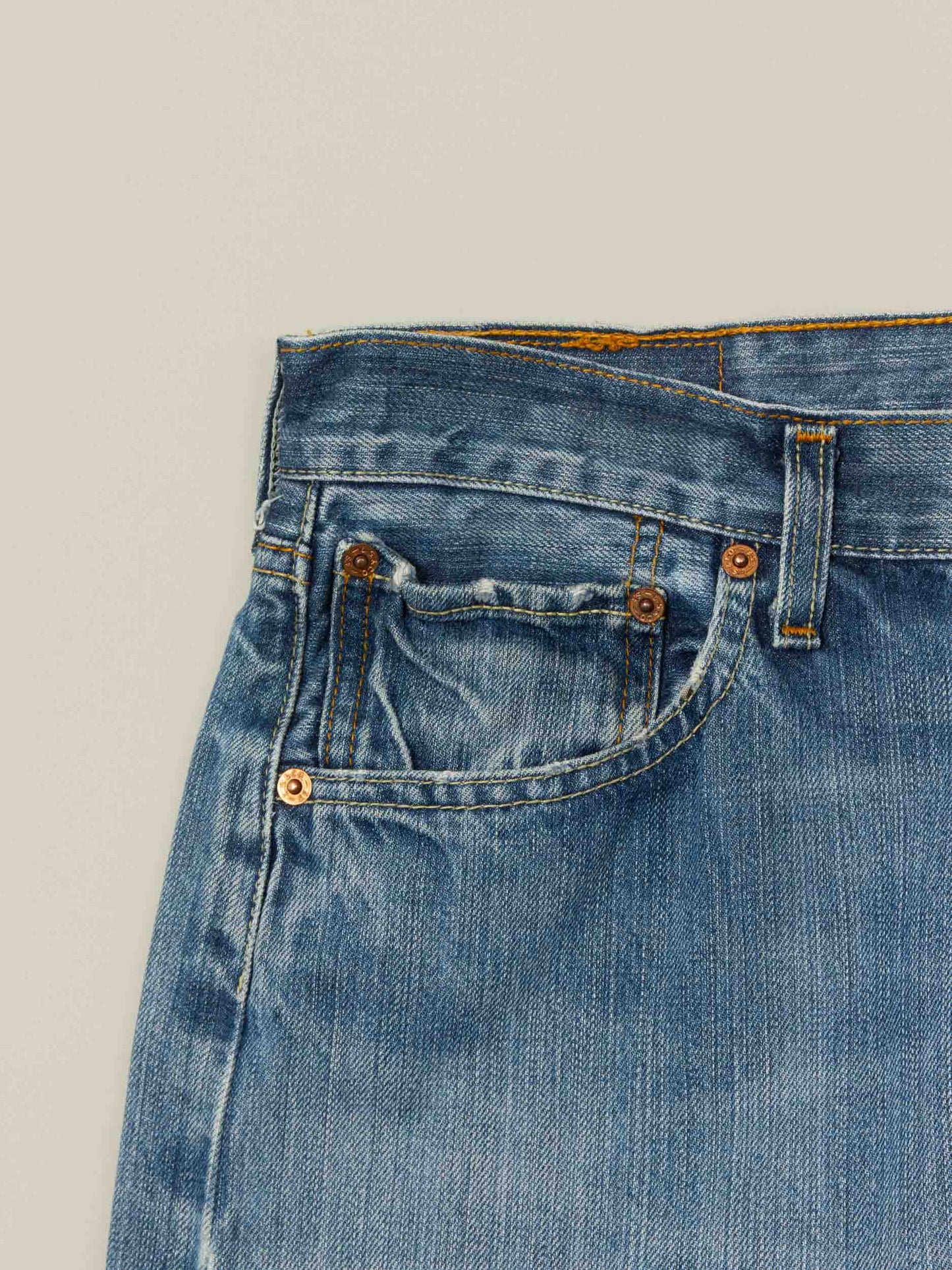 2000s Levi's 501 Jeans (32x33)