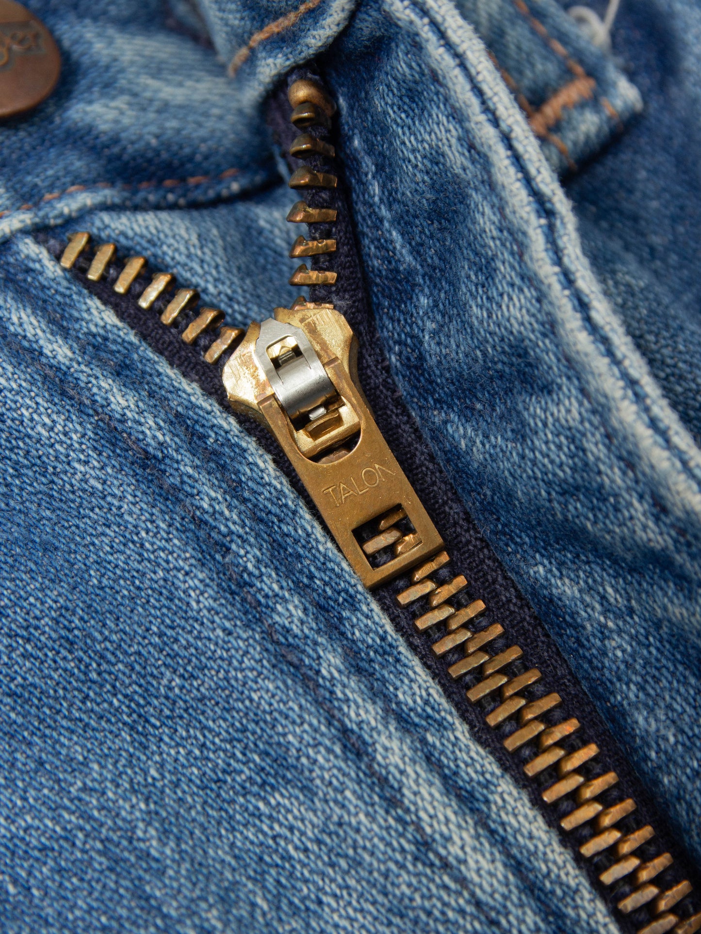 Vtg 1970s Bootcut Wrangler Jeans - Made in USA (28x35)