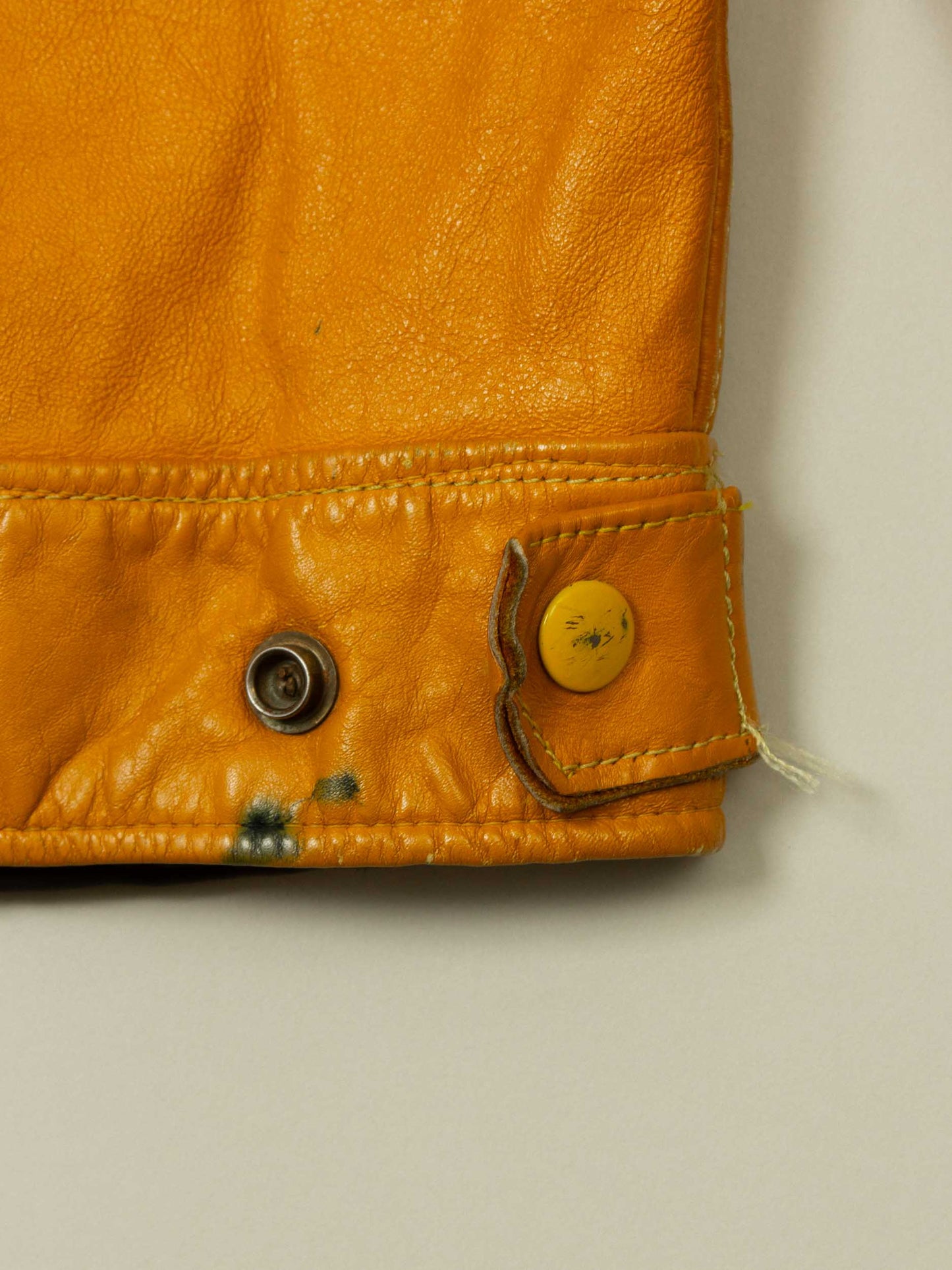 Vtg 1975 "Thornhill Jr. Football Champ" Leather Jacket – Made in Canada (M)