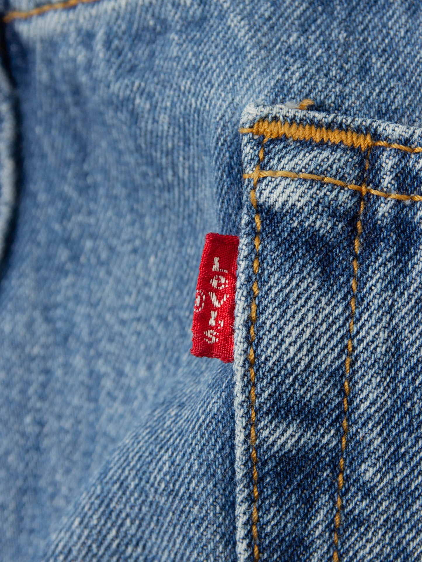2000s Levi's 501 Jeans (36x30)