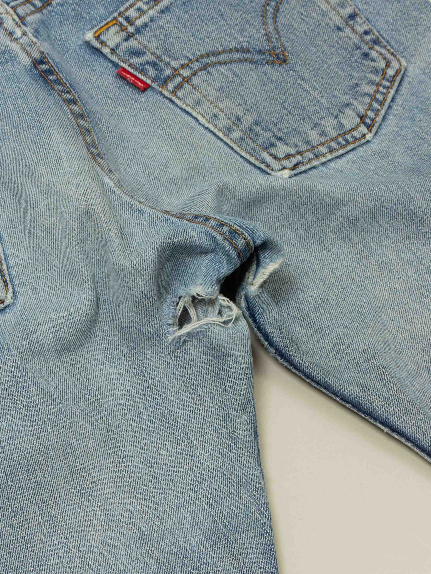 Vtg 1990s Levi's 555 Jeans – Made in France (28x32)