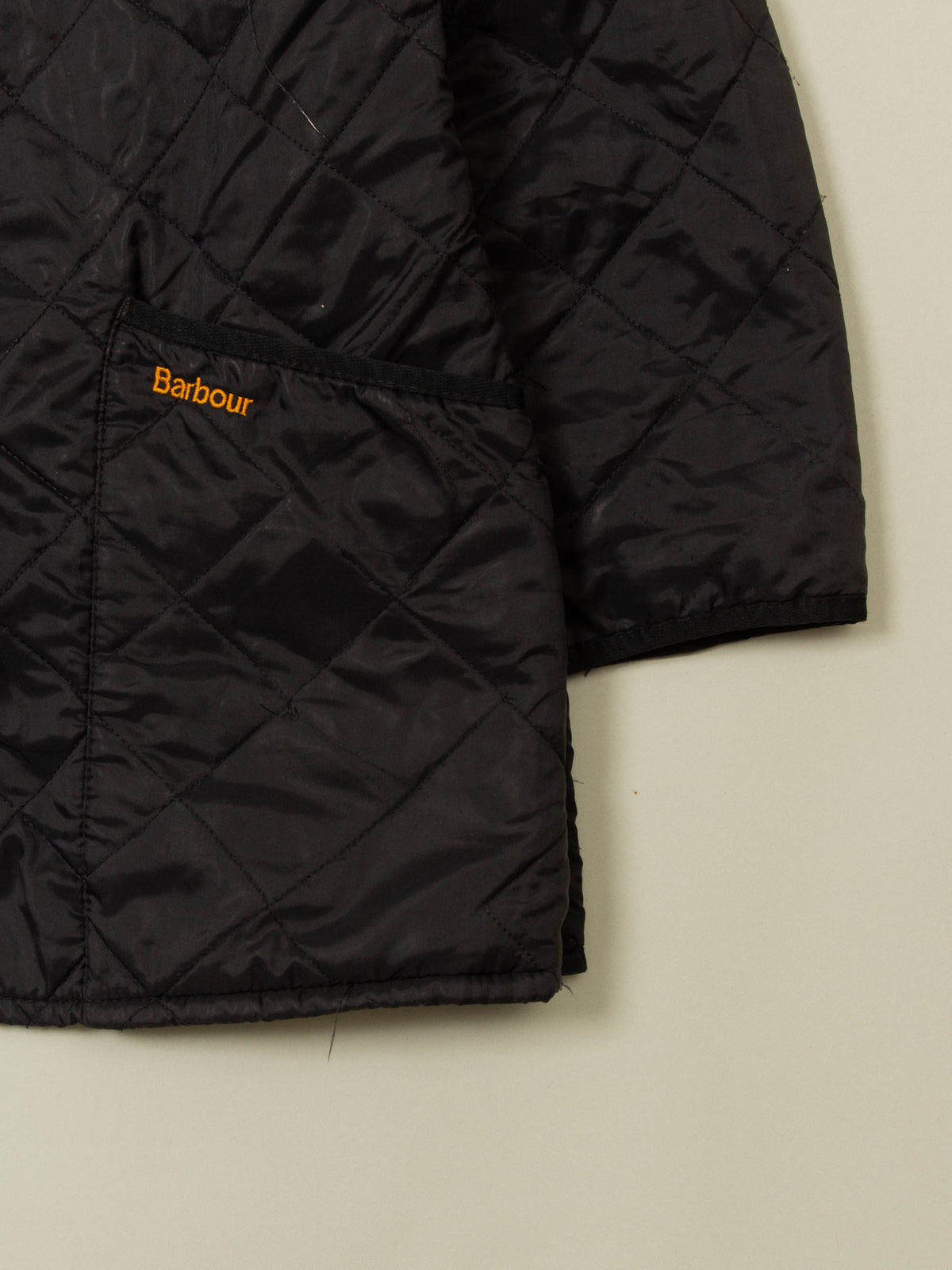 Vtg Quilted Barbour Jacket – Made in England (M)