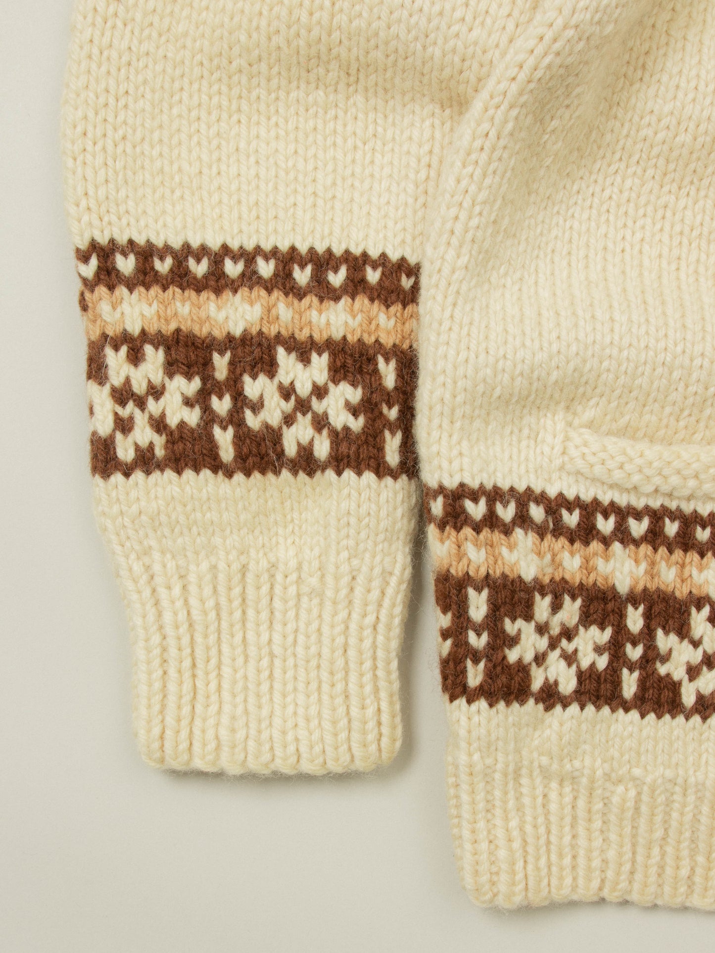 Vtg 1970s Heavy Cowichan Wool Sweater (L)