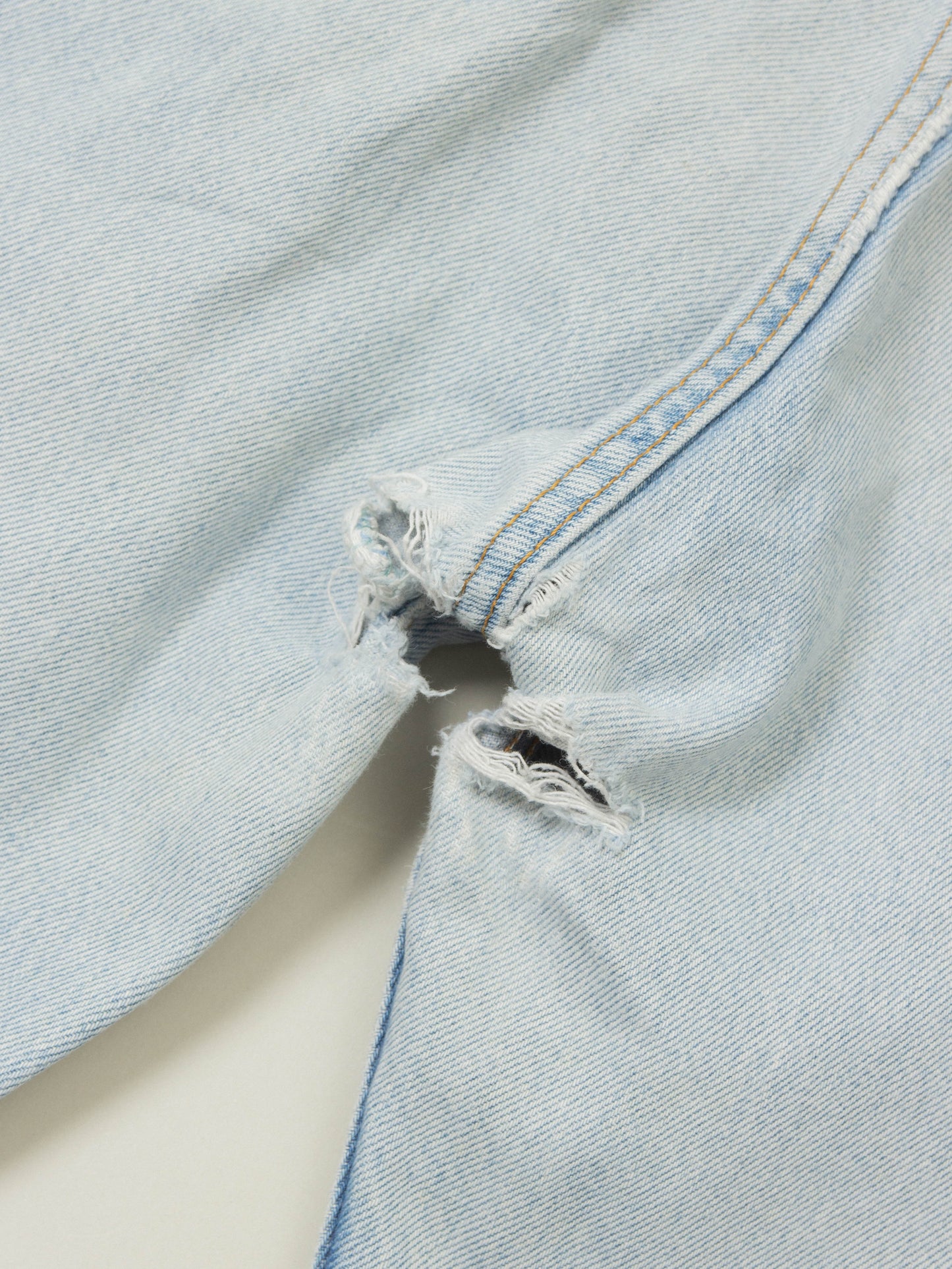 Vtg 1990s Levi's 501 Jeans - Made in USA (34x32)