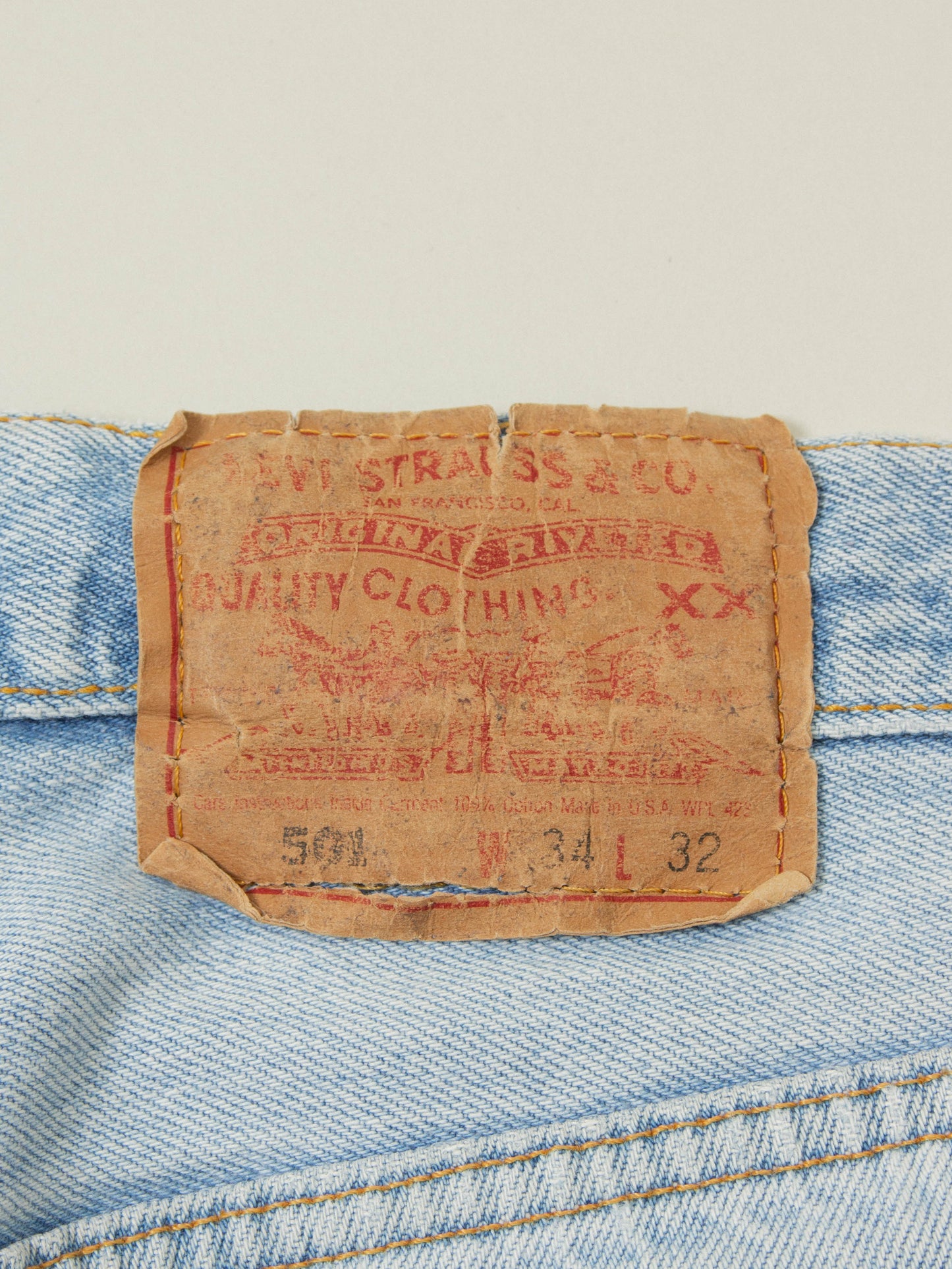 Vtg 1990s Levi's 501 Jeans - Made in USA (34x32)