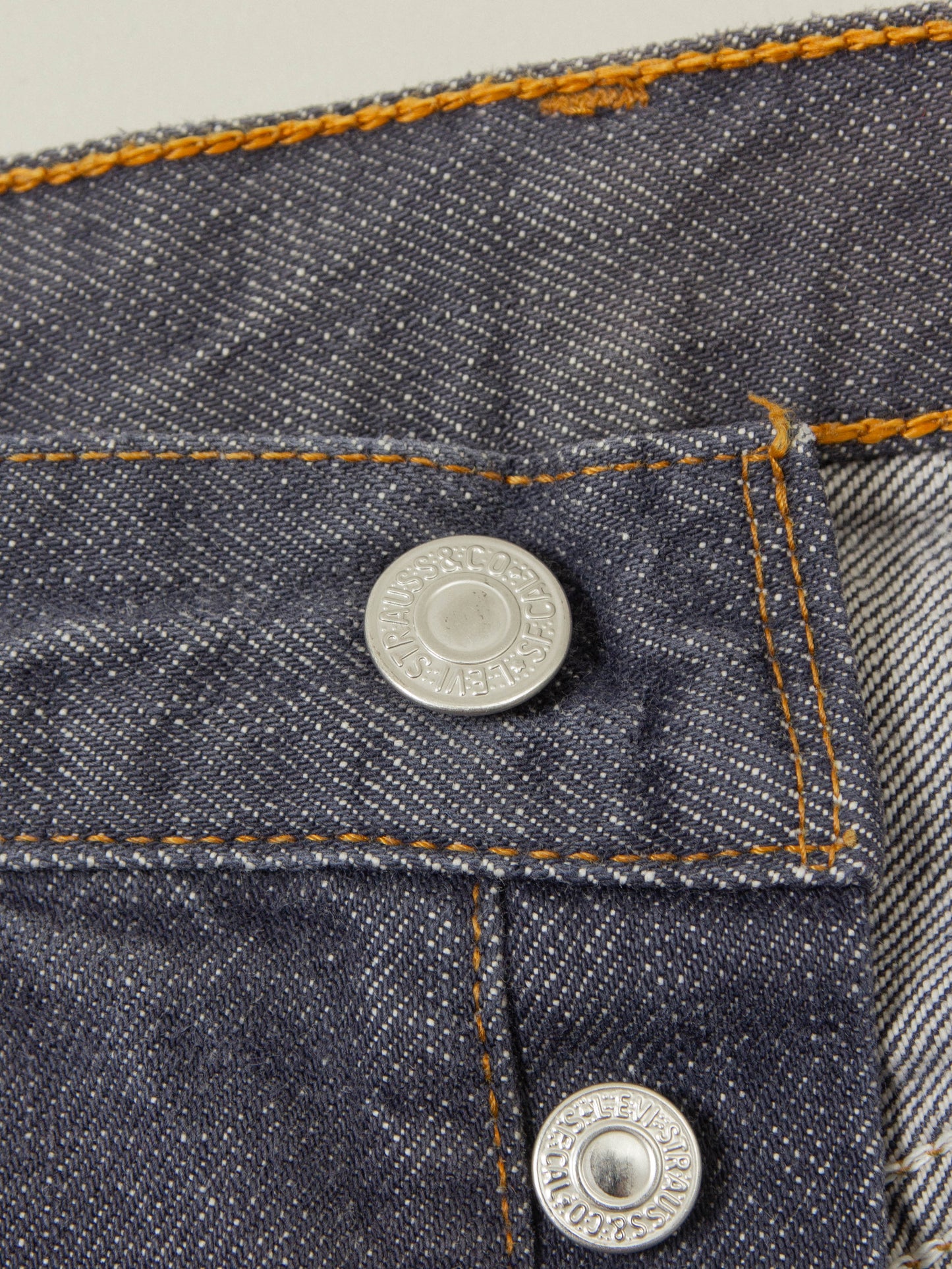 Vtg 1990s Levi's 501 Jeans (32x31)