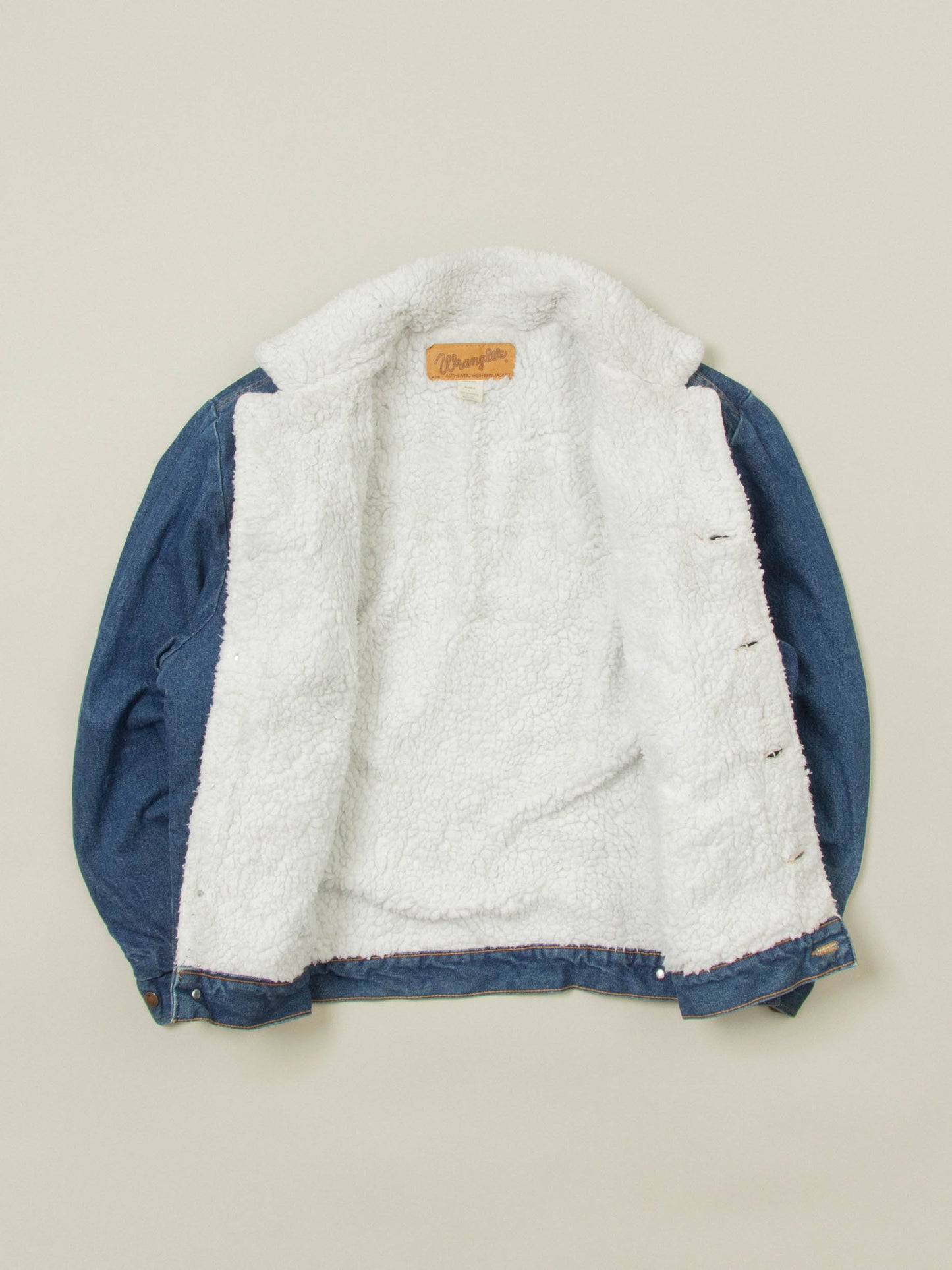 Vtg 1980s Wrangler Sherpa Denim Jacket – Made in USA (L)