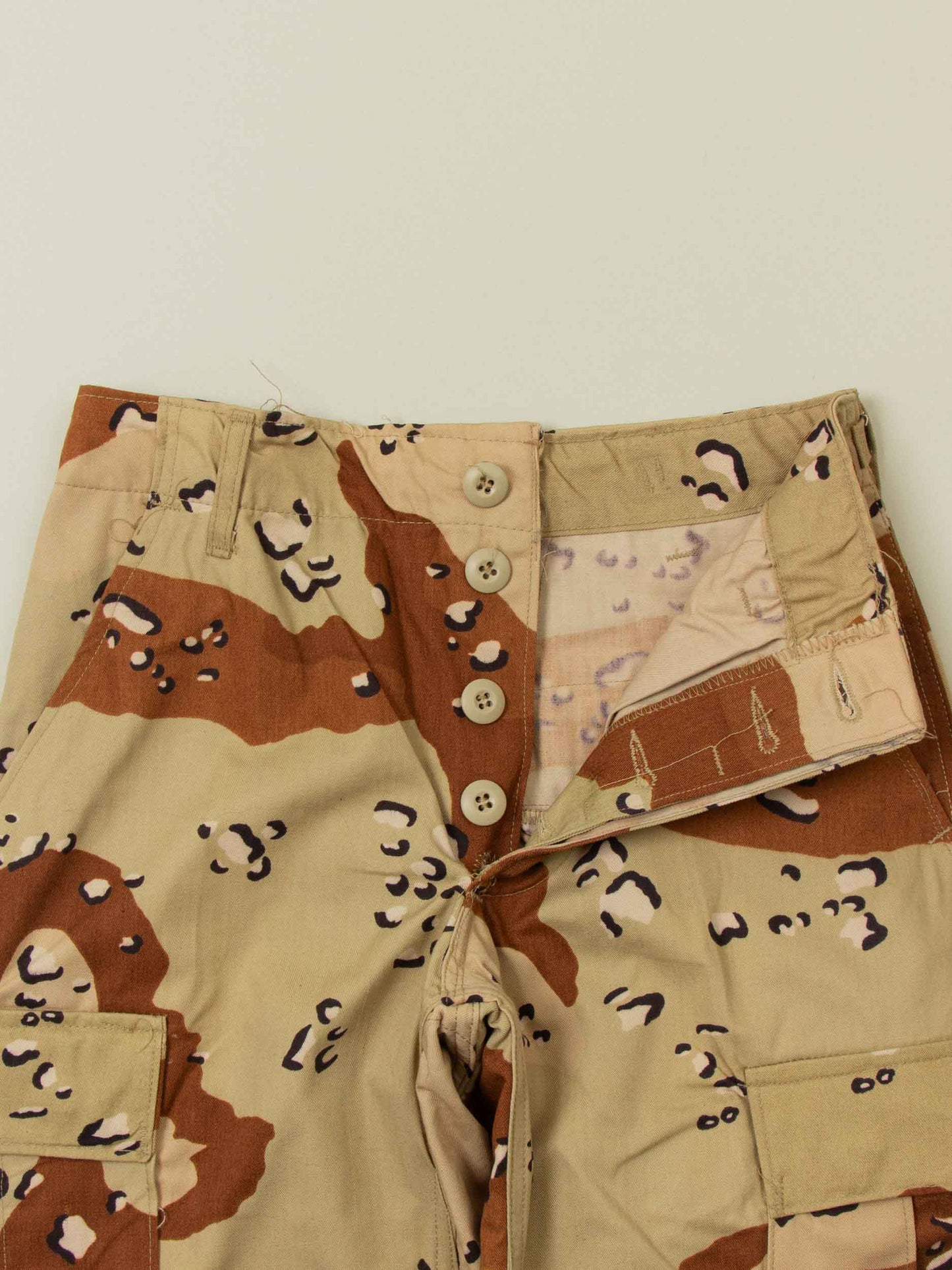 Vtg US Army Chocolate Chip Desert Camo Trousers (XS)