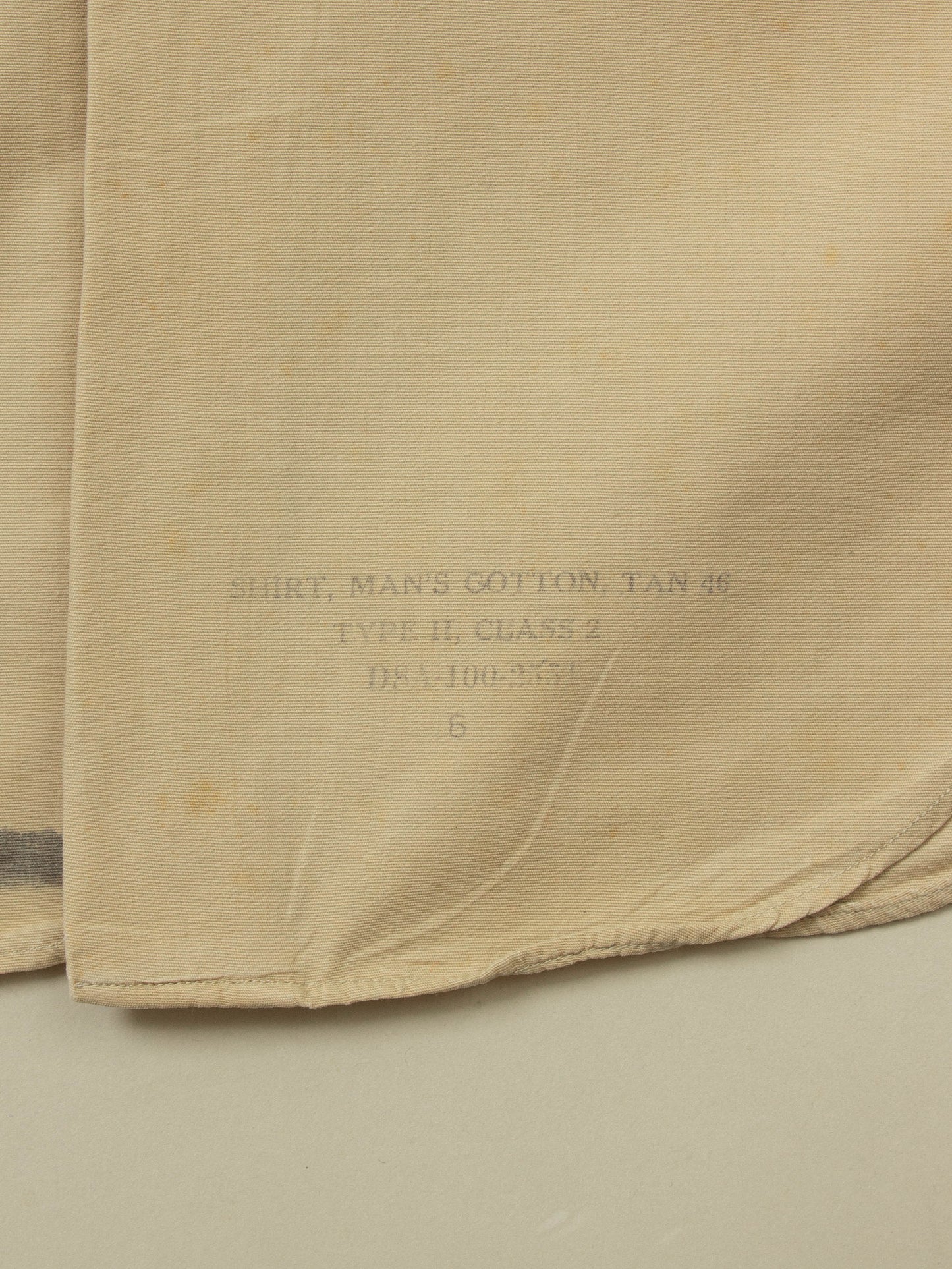 Vtg 1960s US Army Khaki Shirt (S/M)