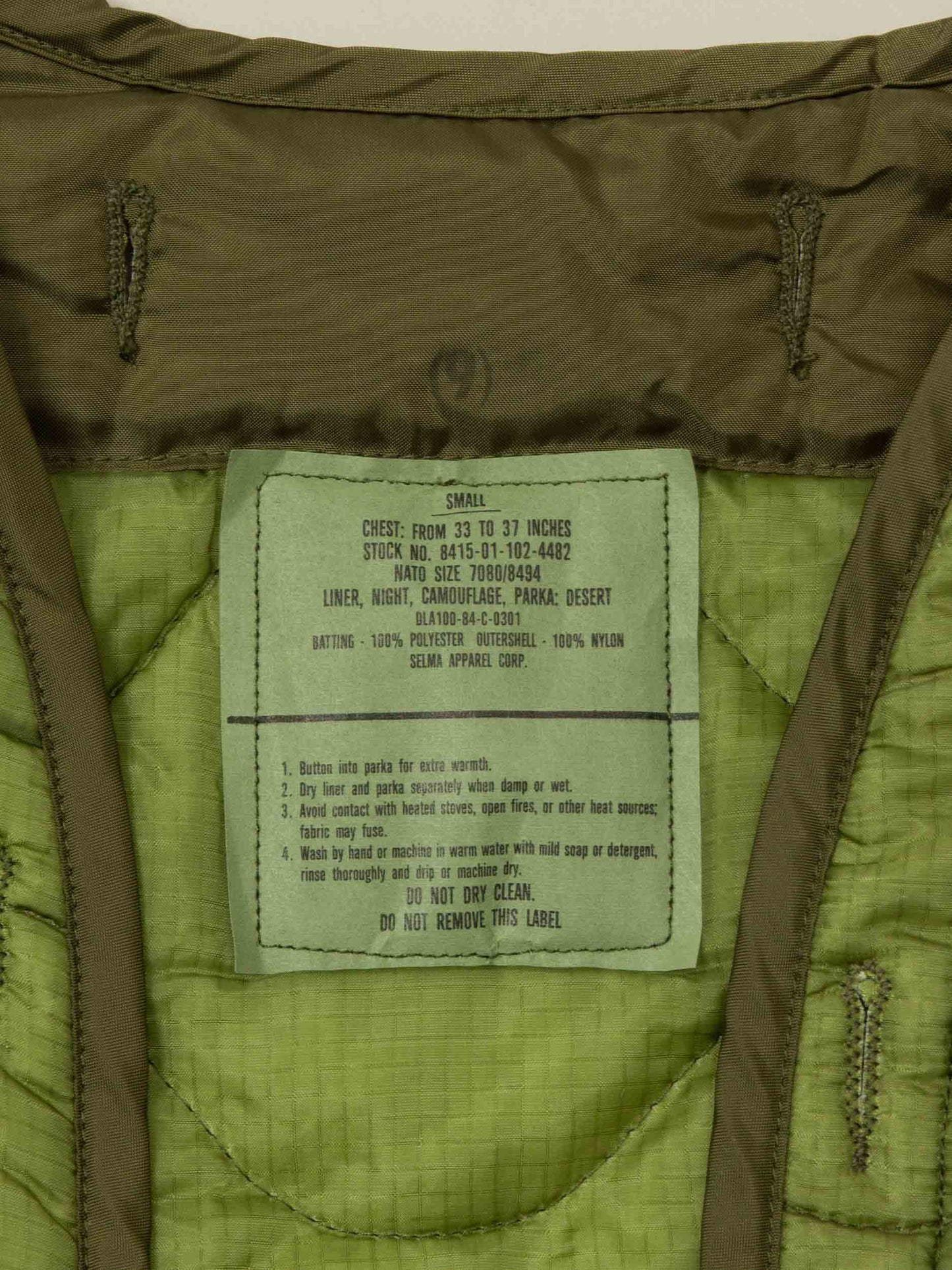 Vtg 1980s US Army Desert Parka Liner (S)