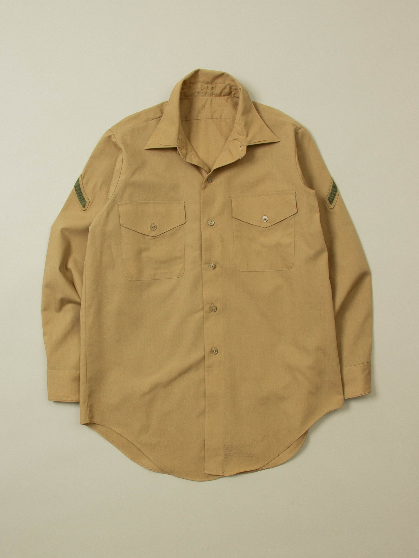 Vtg 1980s US Army Khaki Shirt (S/M)