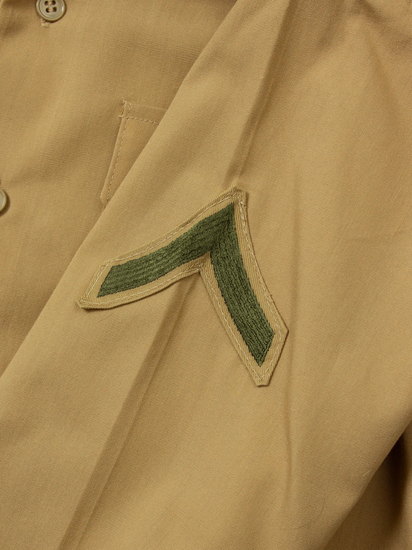 Vtg 1980s US Army Khaki Shirt (S/M)