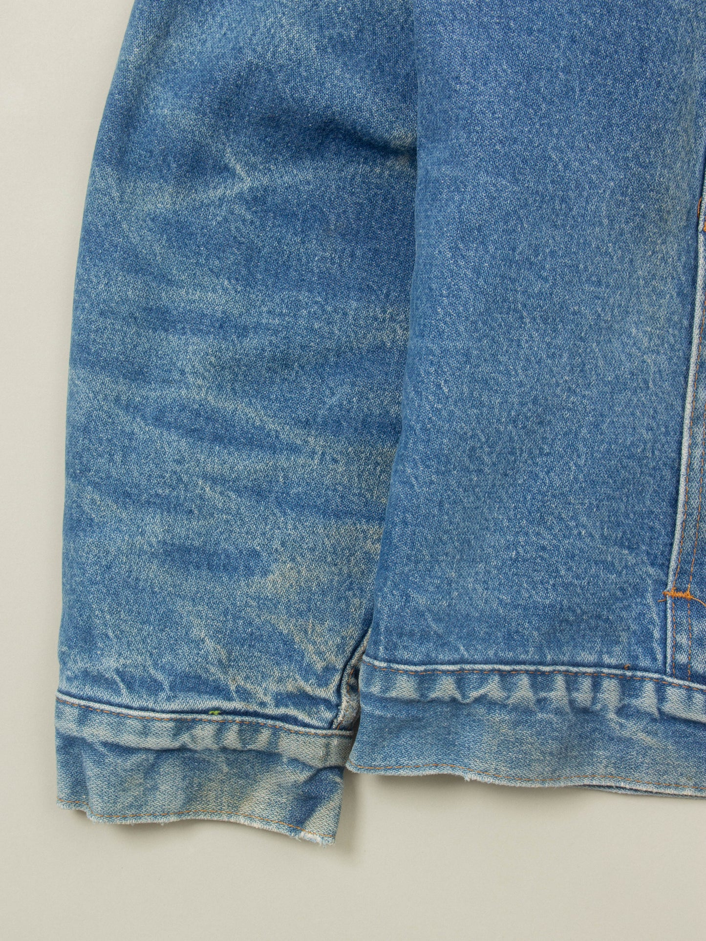 Vtg 1990s Wrangler Lined Denim Jacket - Made in USA (L)