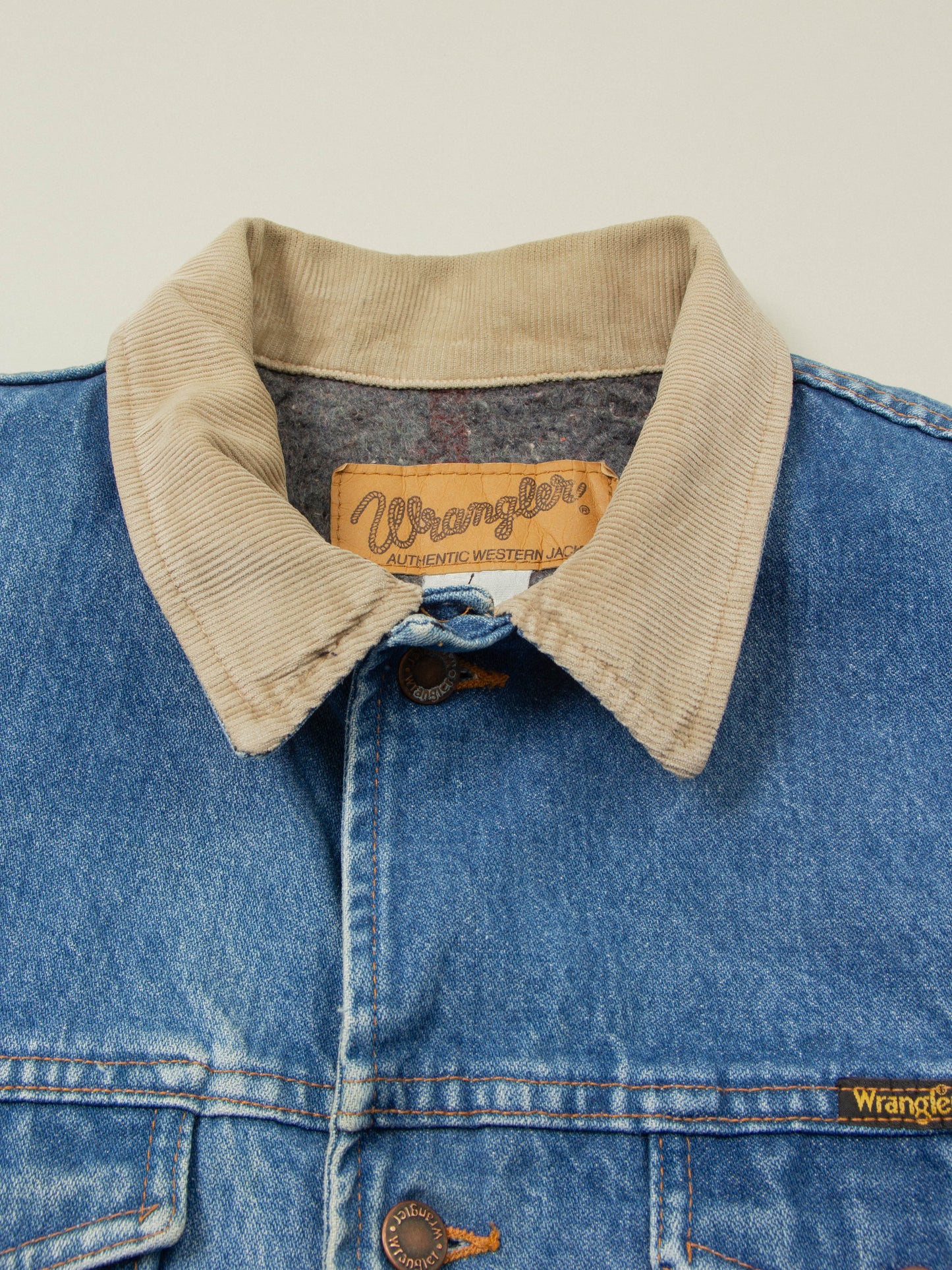 Vtg 1990s Wrangler Lined Denim Jacket - Made in USA (L)