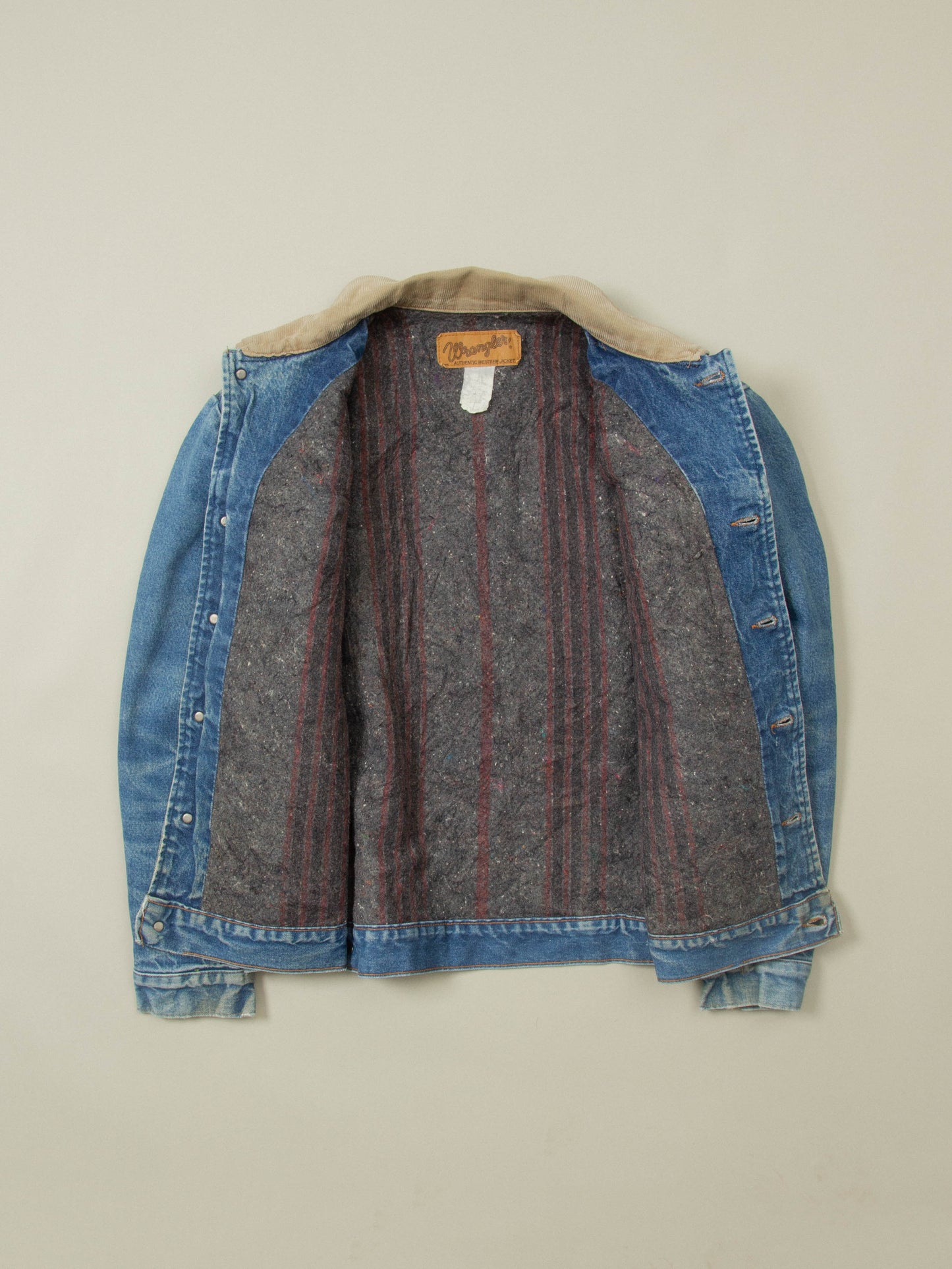 Vtg 1990s Wrangler Lined Denim Jacket - Made in USA (L)