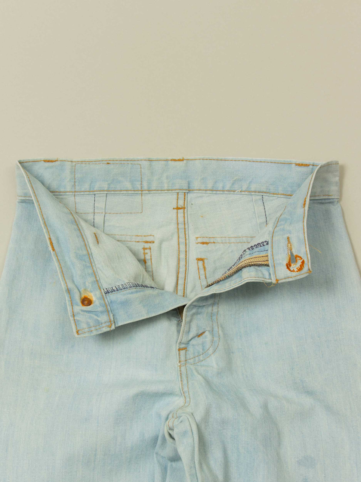 Vtg 1970s Women's Levi's Jeans – Made in Canada (26x29)