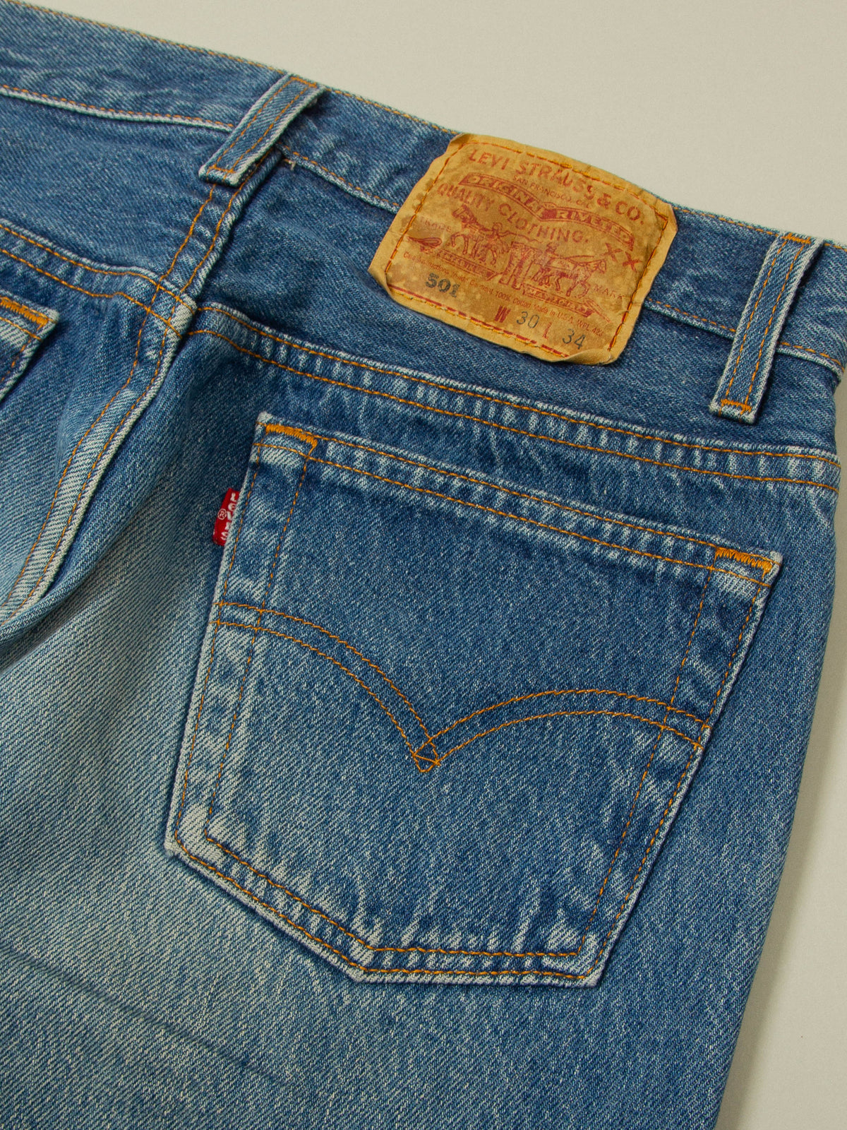 Vtg 1990s Levi's 501 Jeans - Made in USA (28x33)
