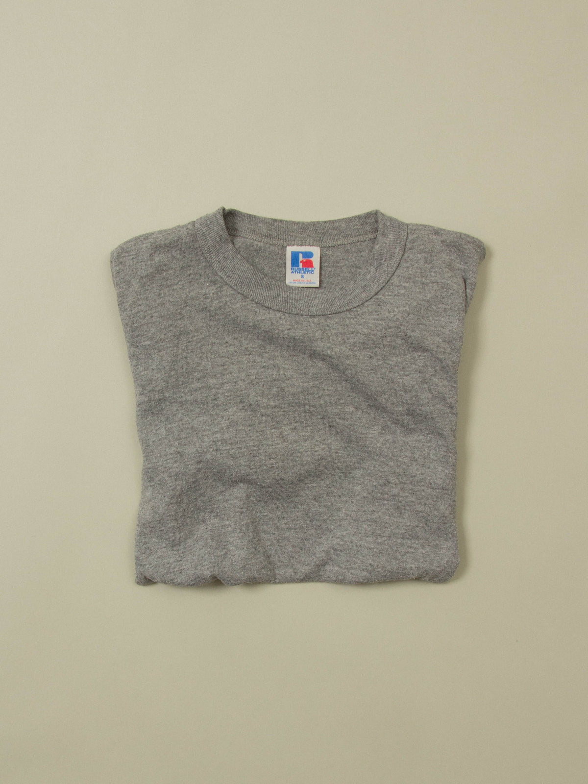 Vtg 1990s Blank Russell Athletic Tee - Made in USA (S)