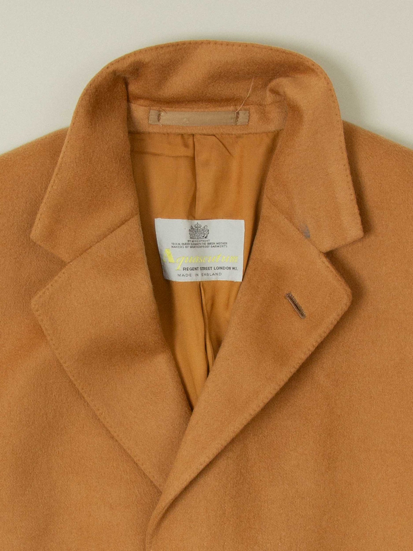 Vtg 1980s Aquascutum Cashmere Coat – Made in England (M)