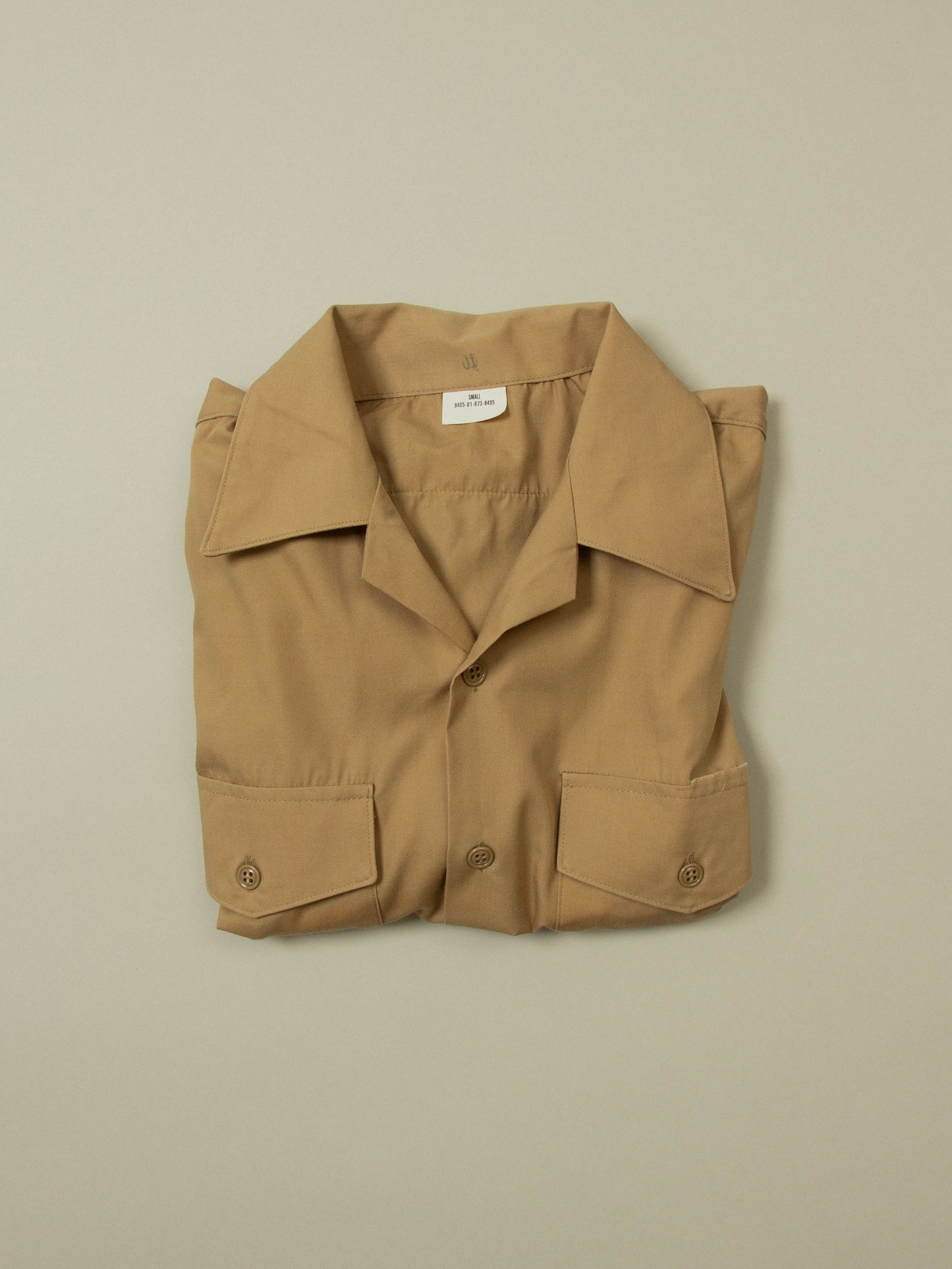 Vtg 1980s US Army Khaki Officer Shirt (S)