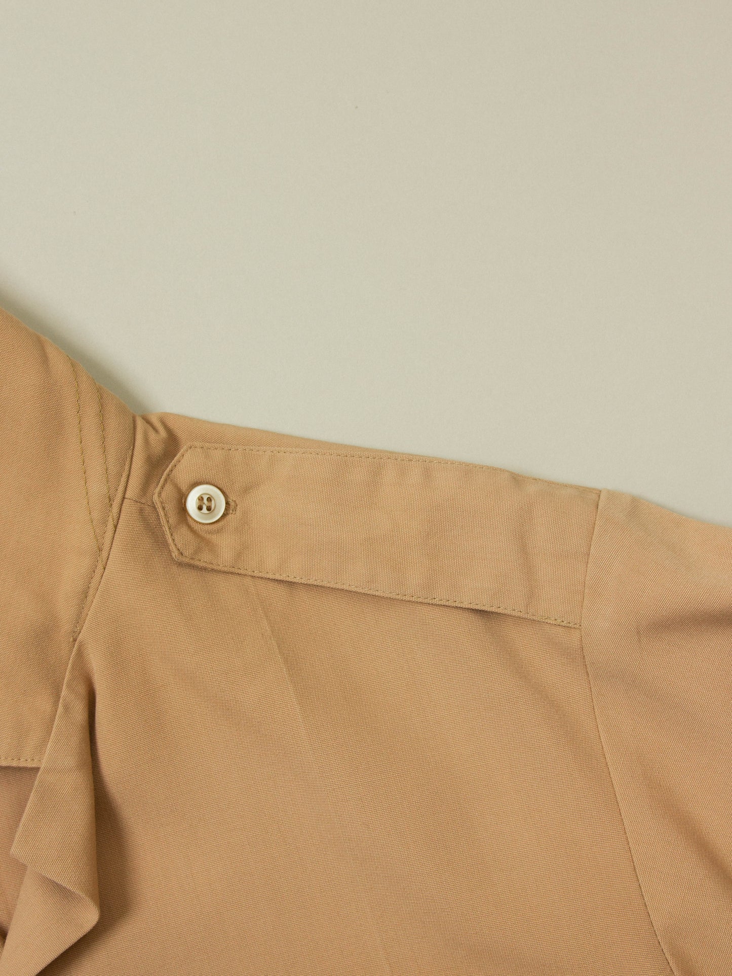 Vtg US Army Short Sleeve Officer Shirt (S)