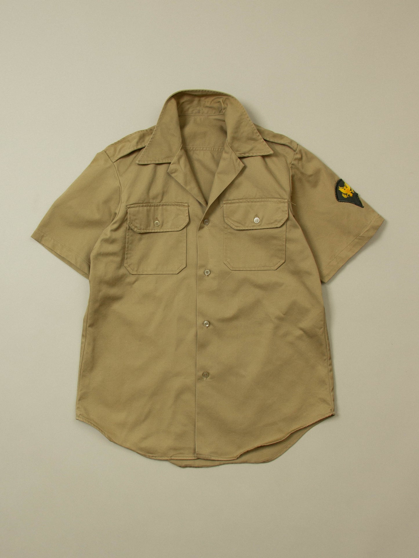 Vtg 1960s US Army Short Sleeve Officer Shirt (M)