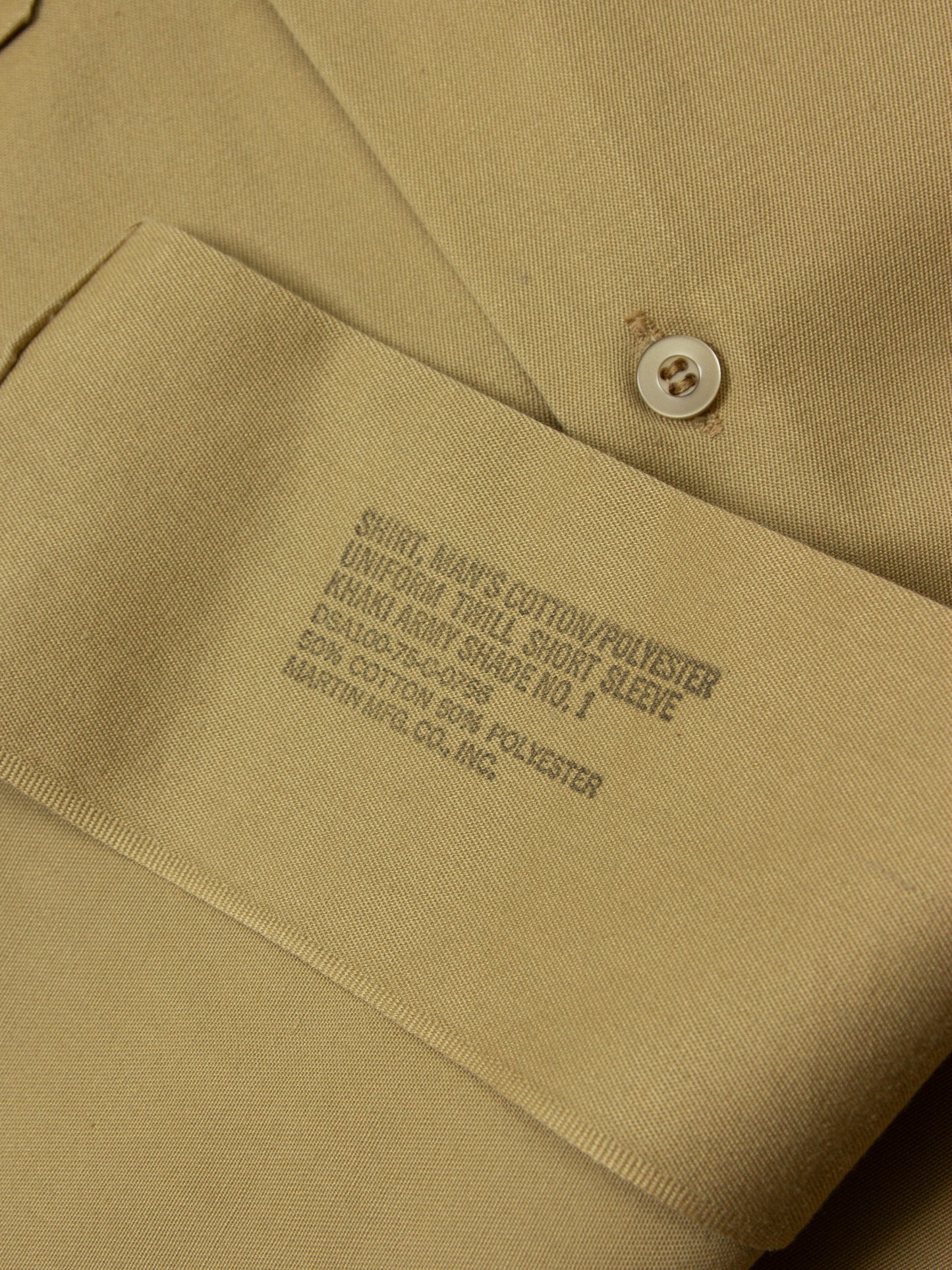 Vtg 1970s US Army Short Sleeve Officer Shirt (S)
