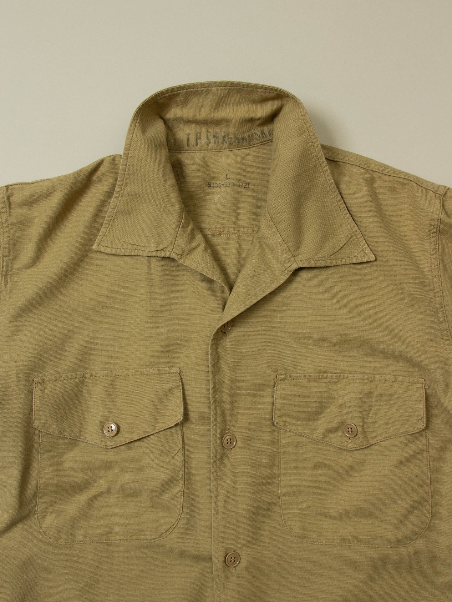 Vtg 1960s US Army Short Sleeve Officer Shirt (S)