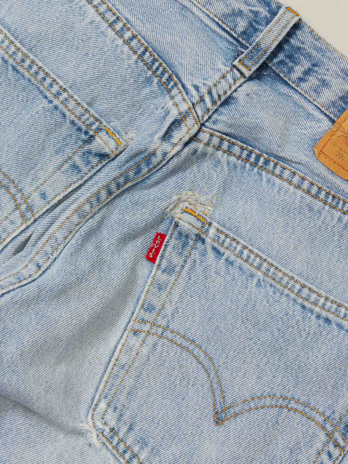 Vtg 1990s Levi's 501 Jeans - Made in Greece (30x30)