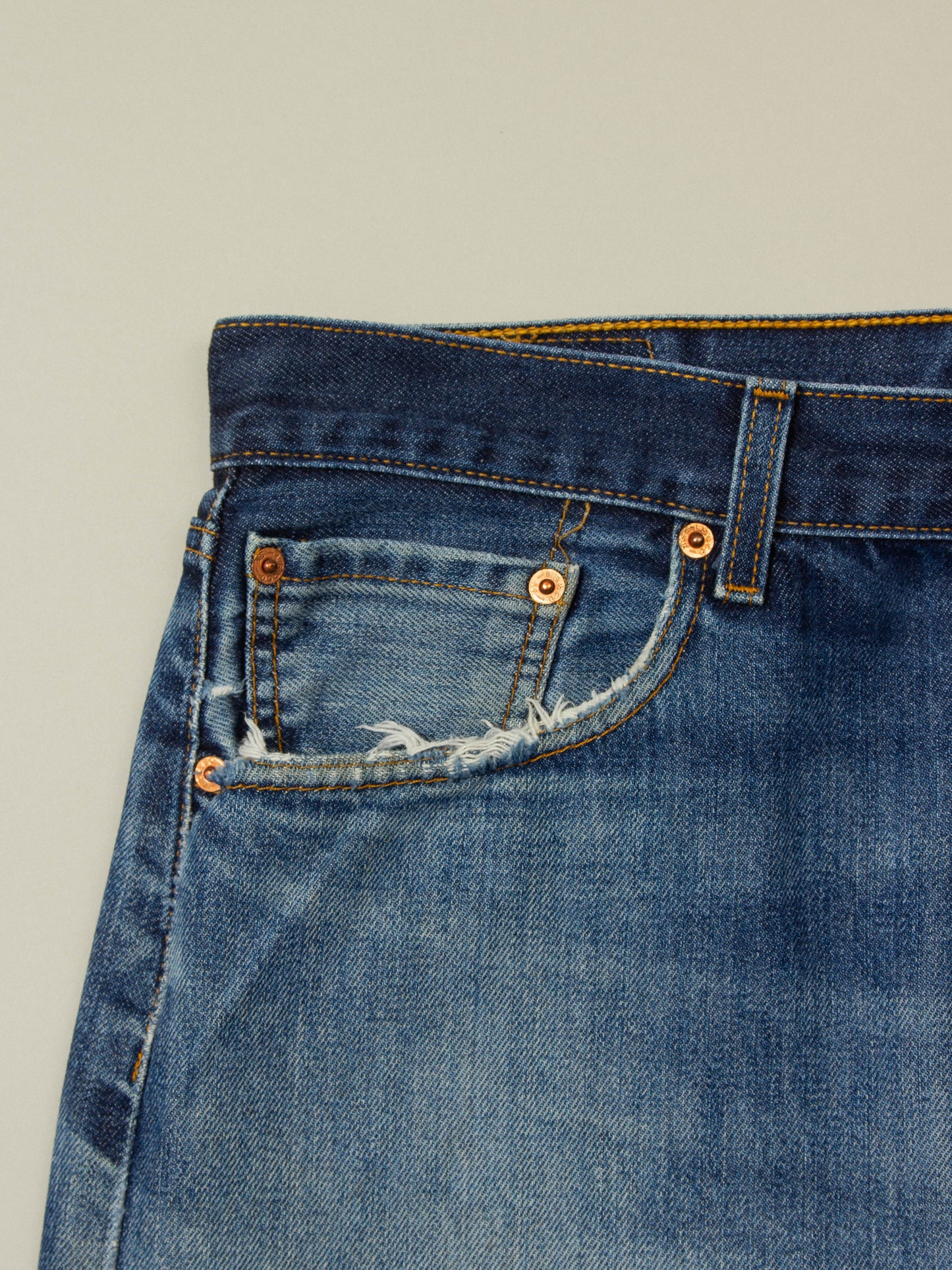 Vtg Levi's 501 Jeans (38x29)