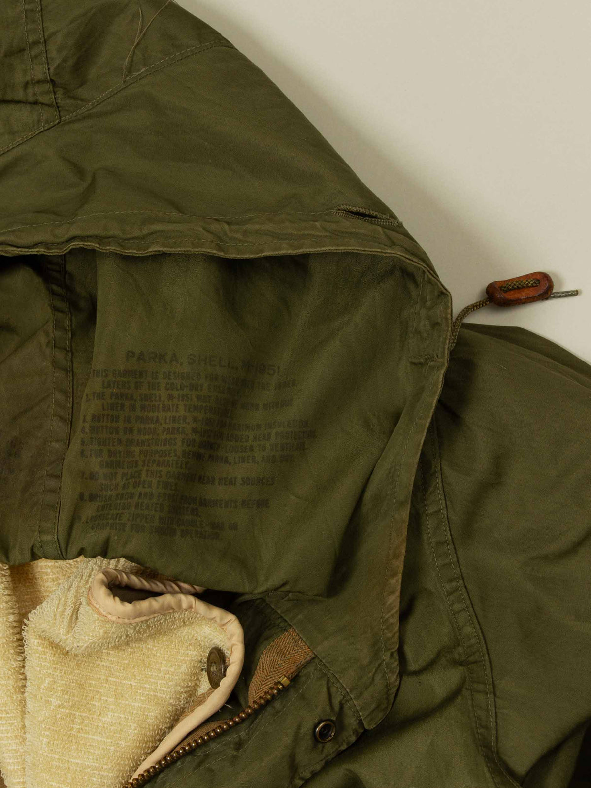 Vtg 1952 US Army M-51 Fishtail Parka w/ Liner (XL)