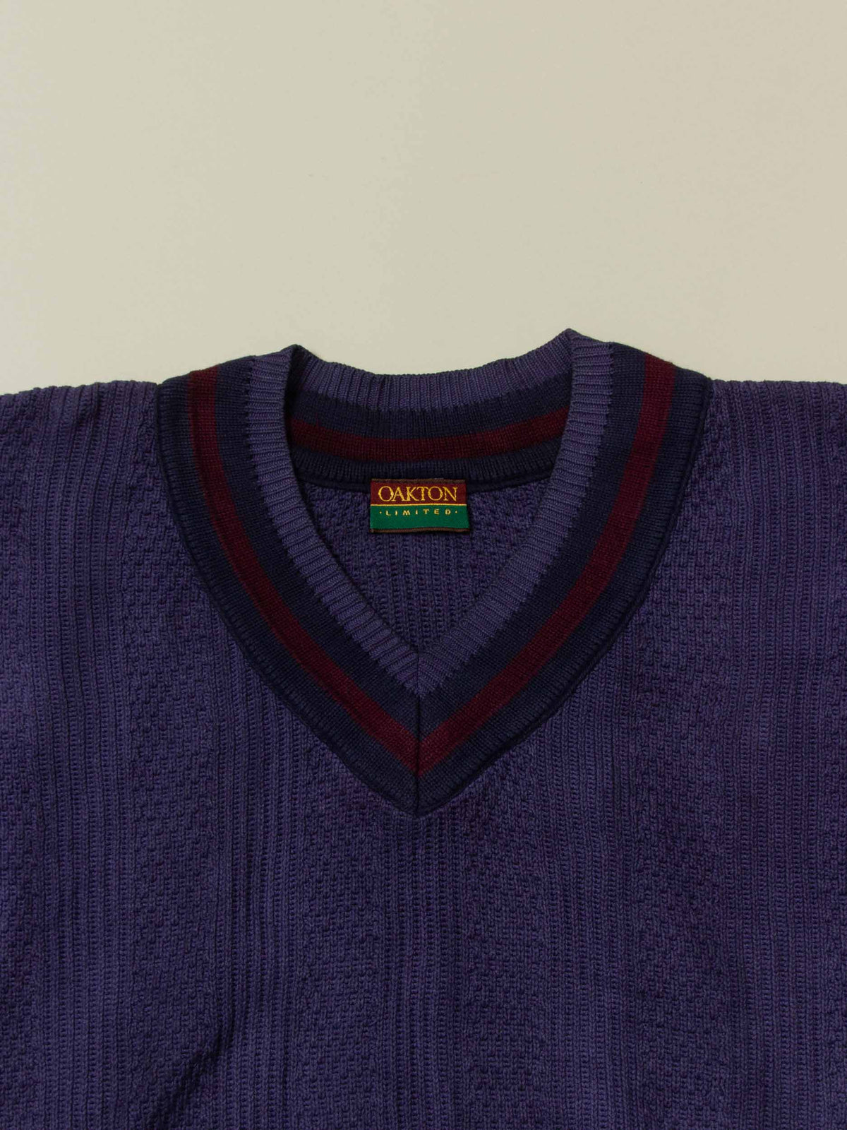 Vtg 1980s V-Neck Cricket Cotton Sweater – Made in USA (L)