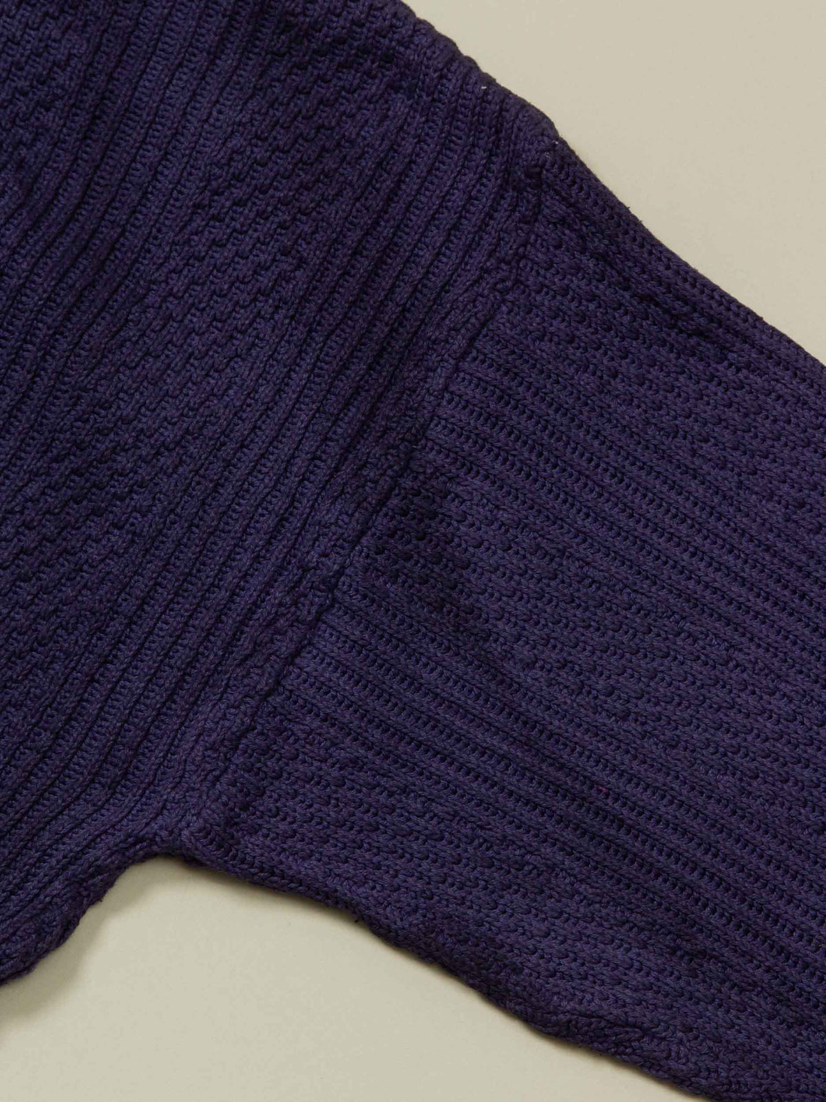 Vtg 1980s V-Neck Cricket Cotton Sweater – Made in USA (L)