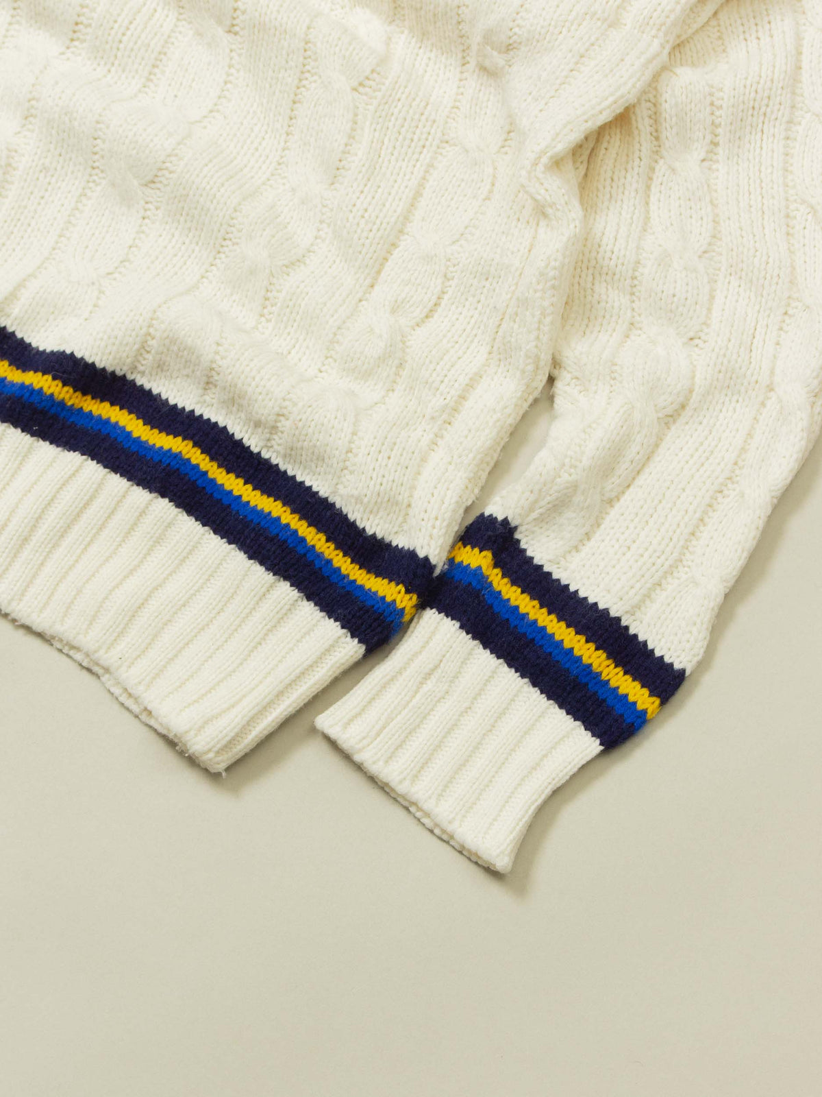 Vtg 1990s V-Neck Cricket Sweater – Made in England (L)