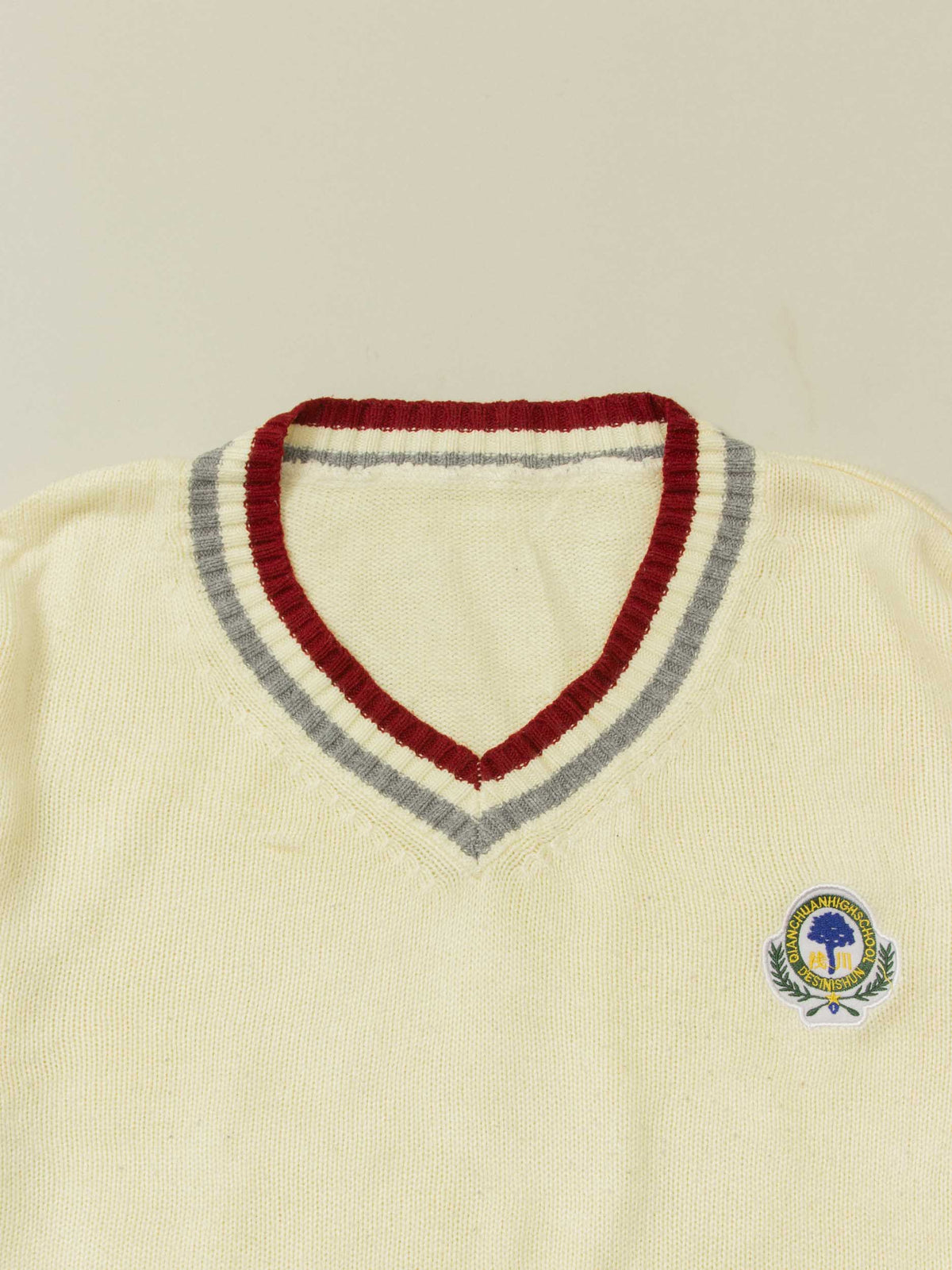 Vtg 1990s V-Neck Highschool Cricket Sweater (M)