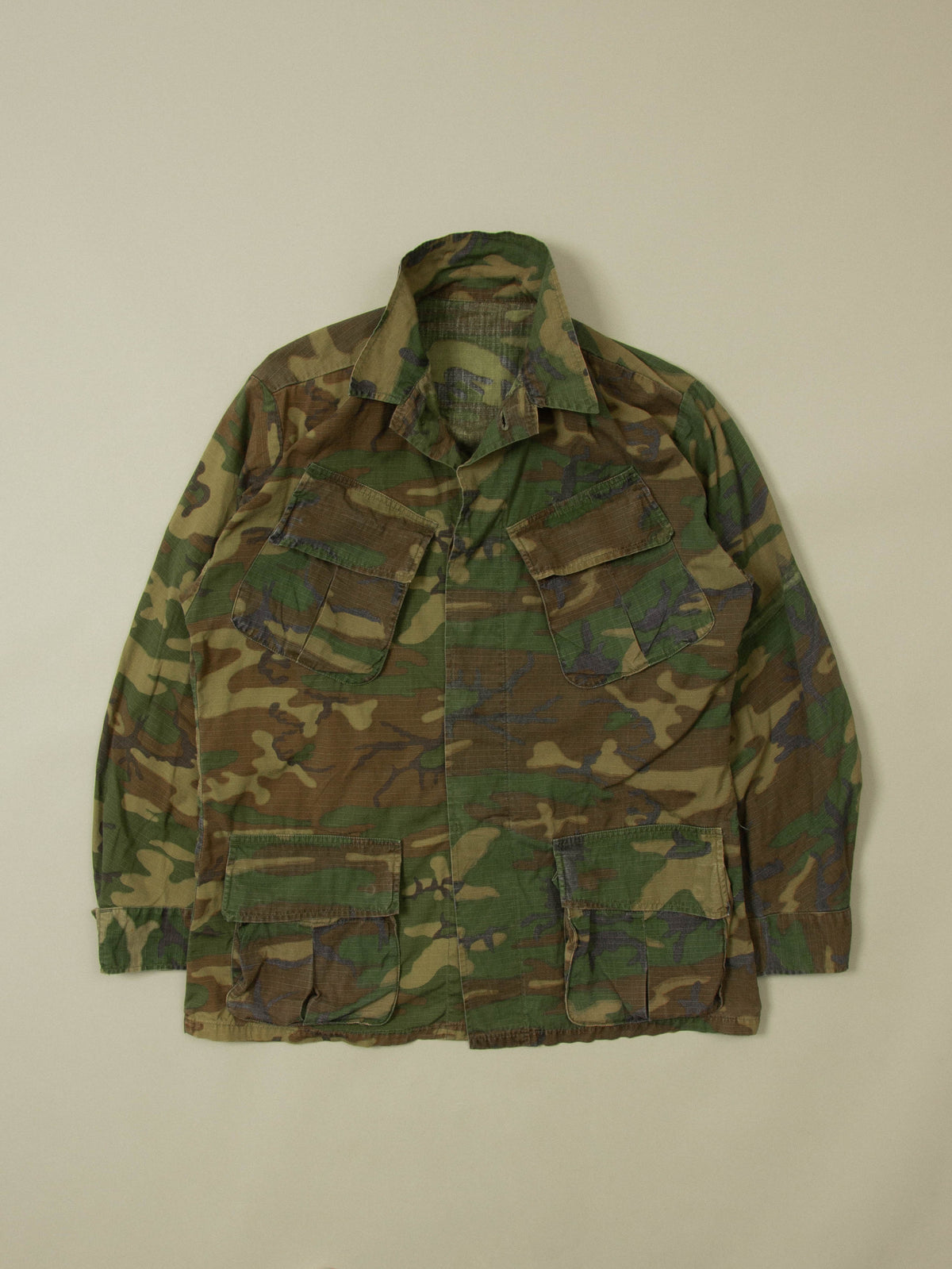 Vtg 1960s US Army Camo Jungle Jacket (M/L)