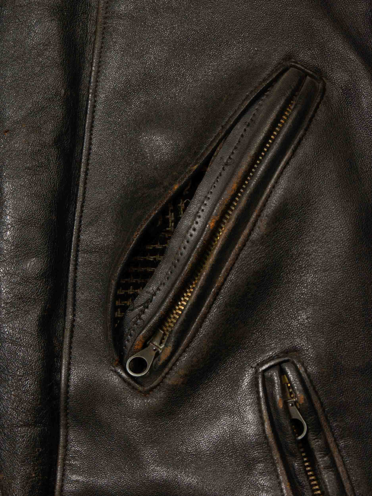 Vtg 1960s Lined Leather Motorcycle Jacket (M)