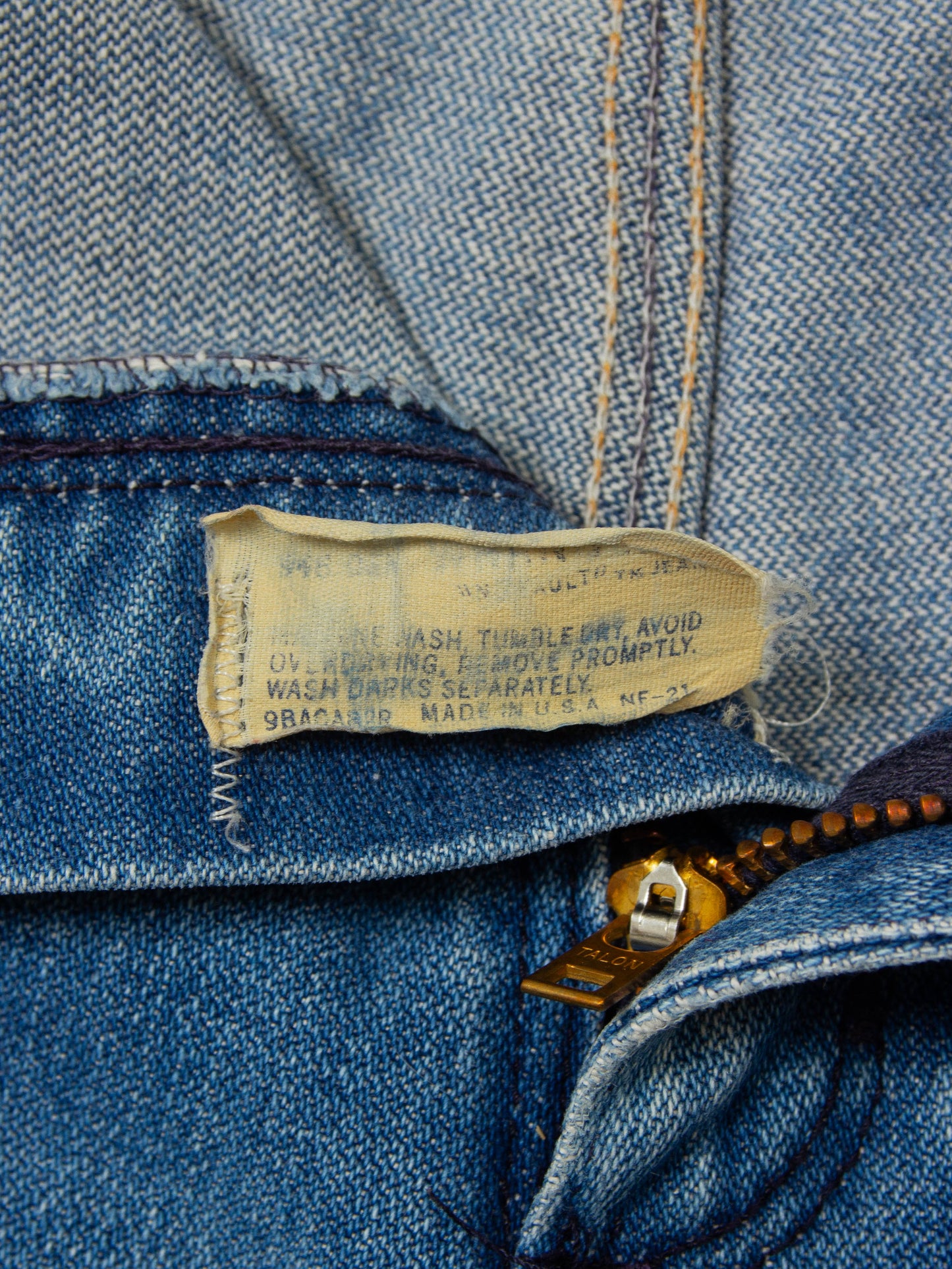 Vtg 1980s Wrangler Bootcut Jeans - Made in USA (32x32)