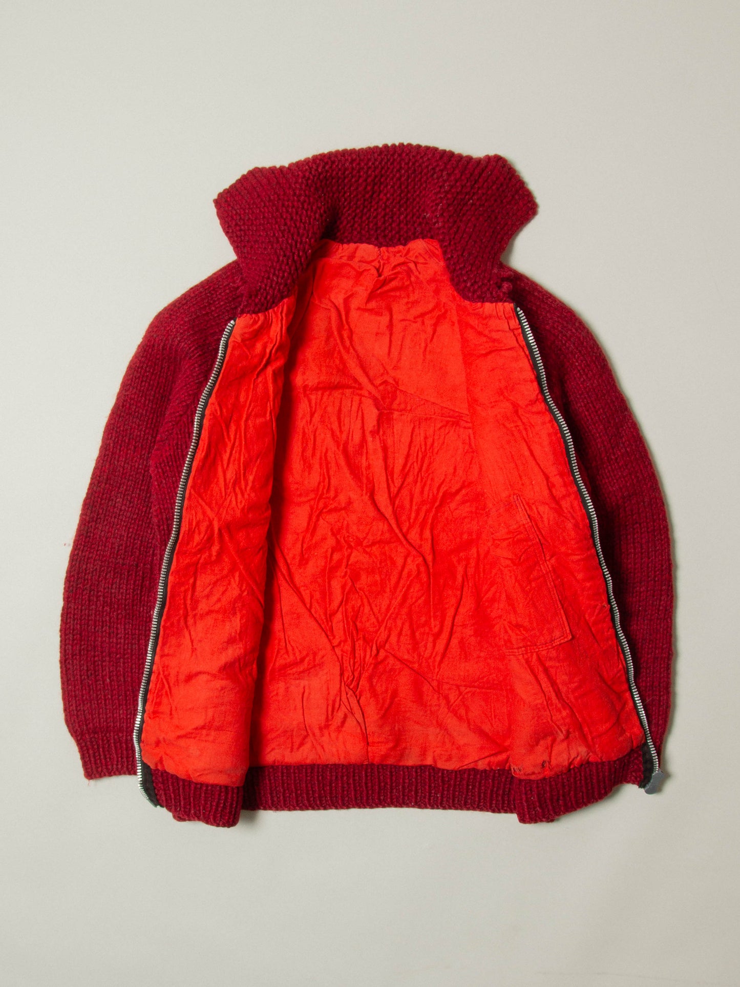 Vtg 1960s Burgundy Cowichan Wool Sweater (S)