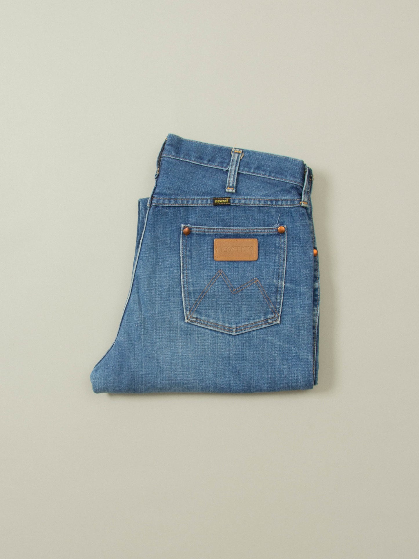 Vtg 1980s Maverick Jeans - Made in USA (36x33)