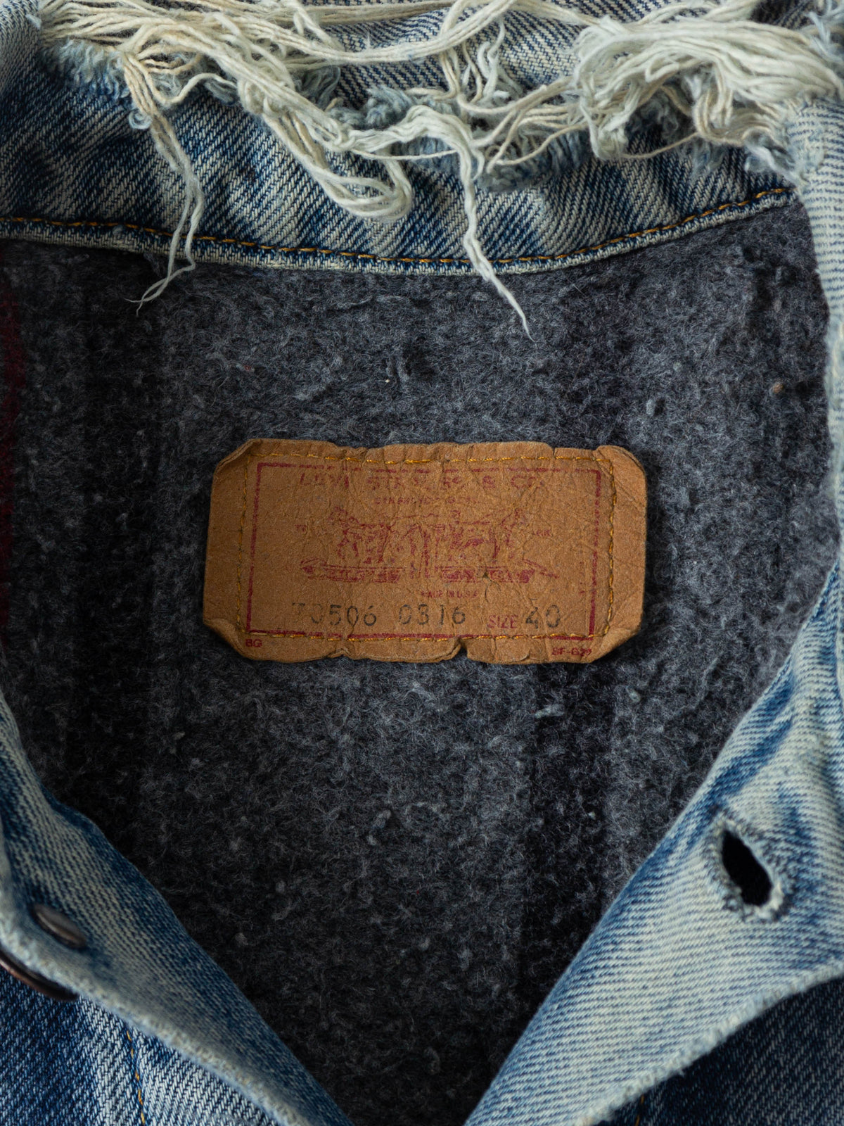 Vtg 1980s Levi's Lined Trucker Denim Jacket - Made in USA (M)