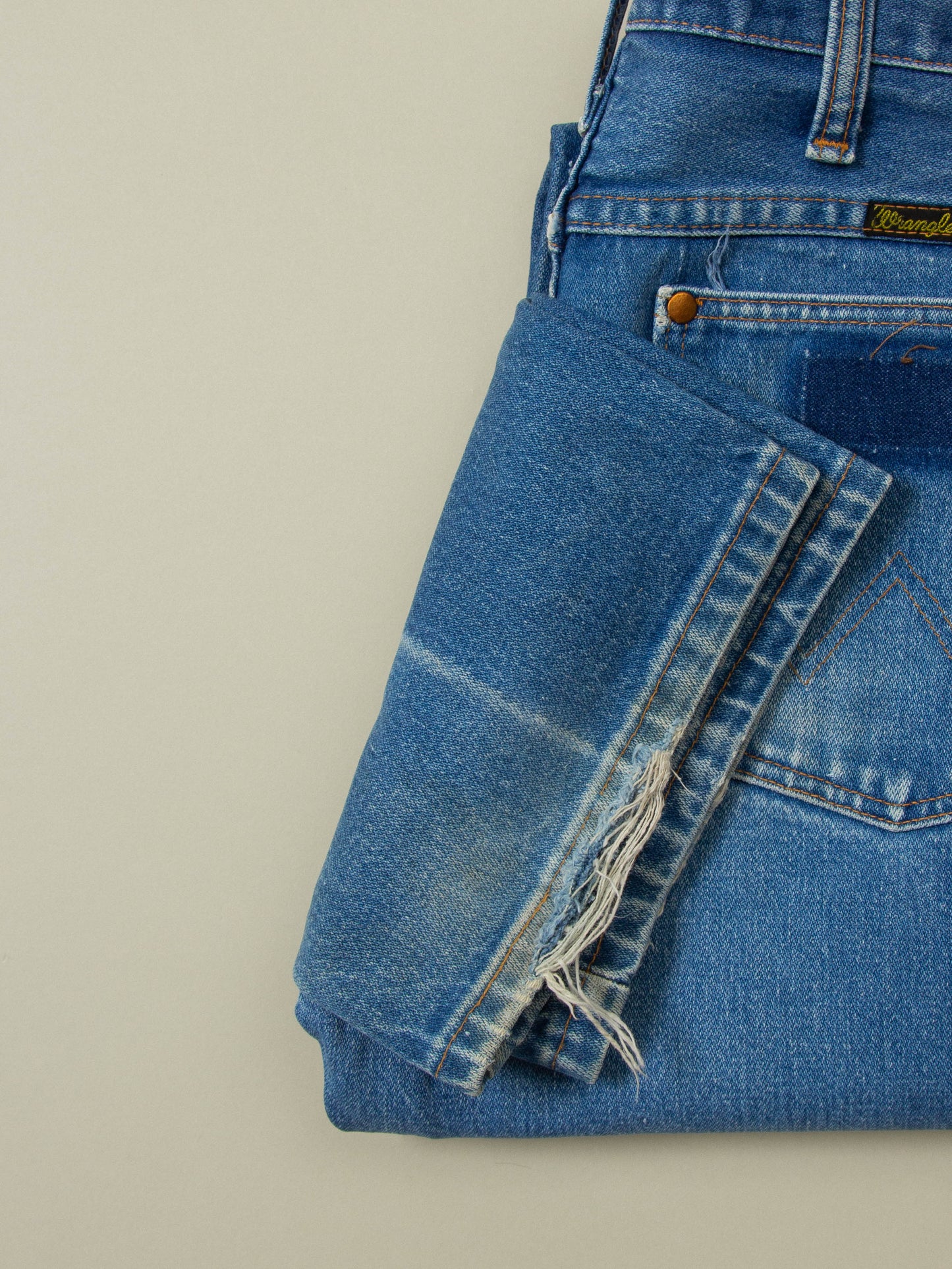 Vtg 1980s Wrangler Jeans - Made in USA (28x32)