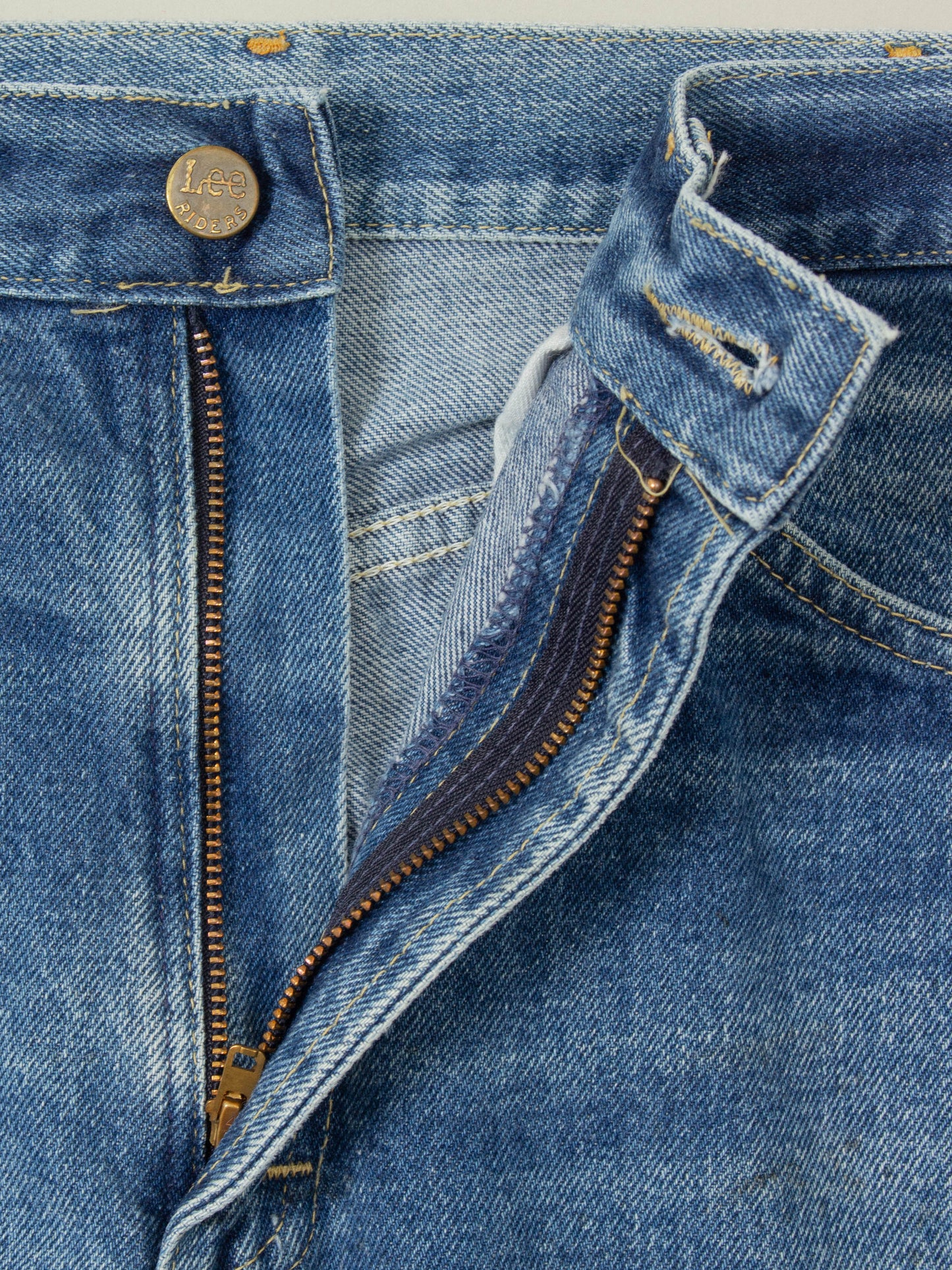Vtg 1980s Lee Riders Jeans - Made in USA (34x29)