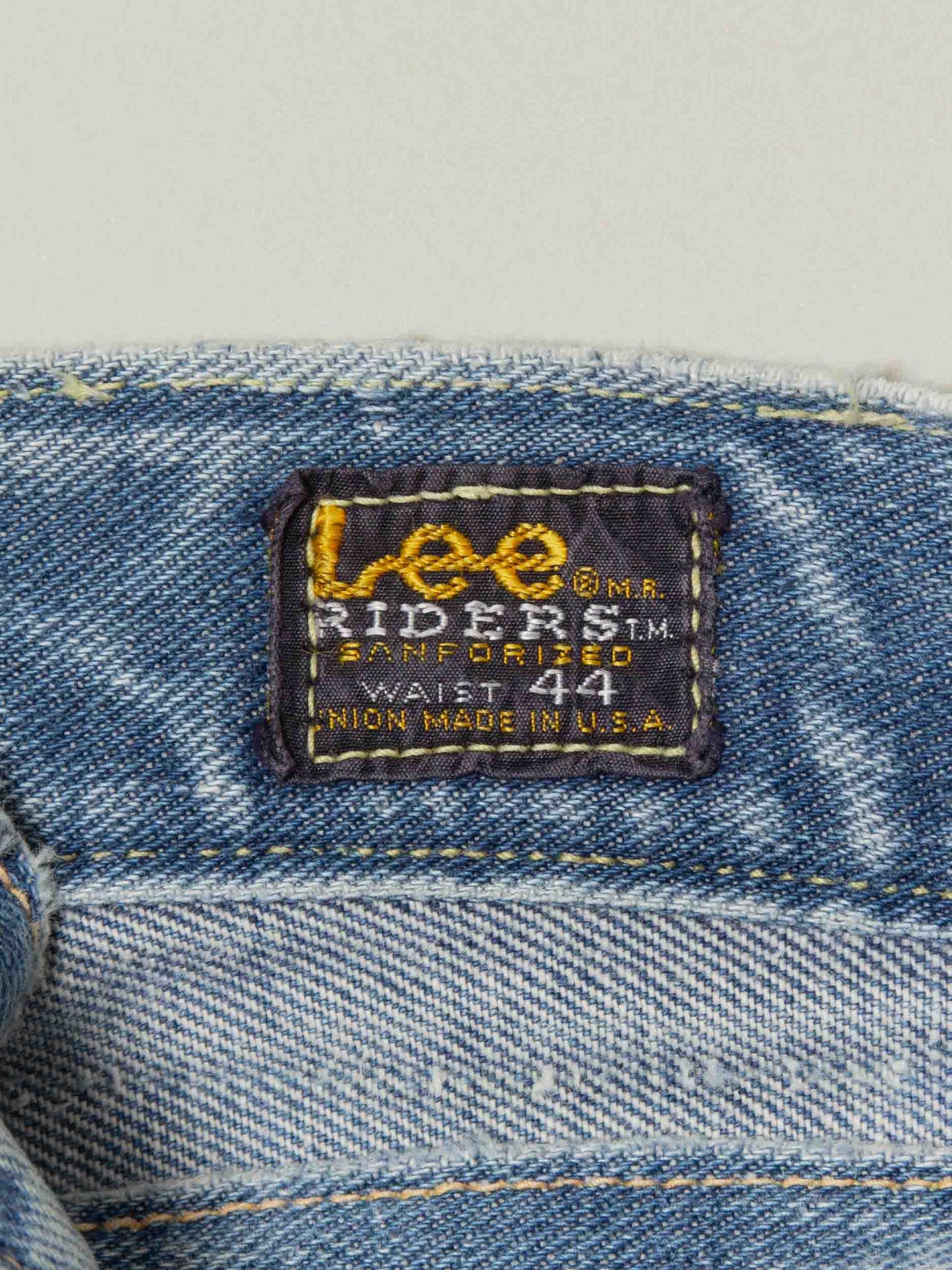 Vtg 1970s Lee Riders Jeans - Made in USA (44x28)